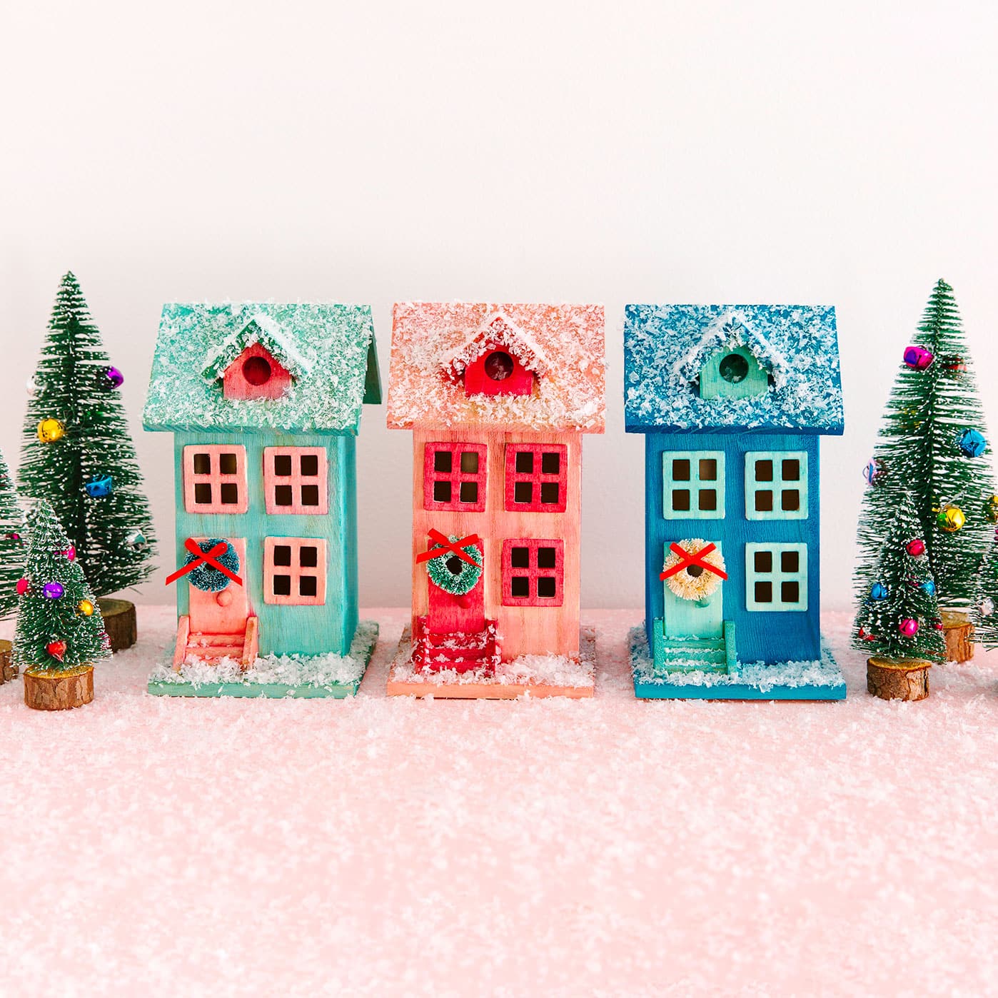 Village de Noël coloré