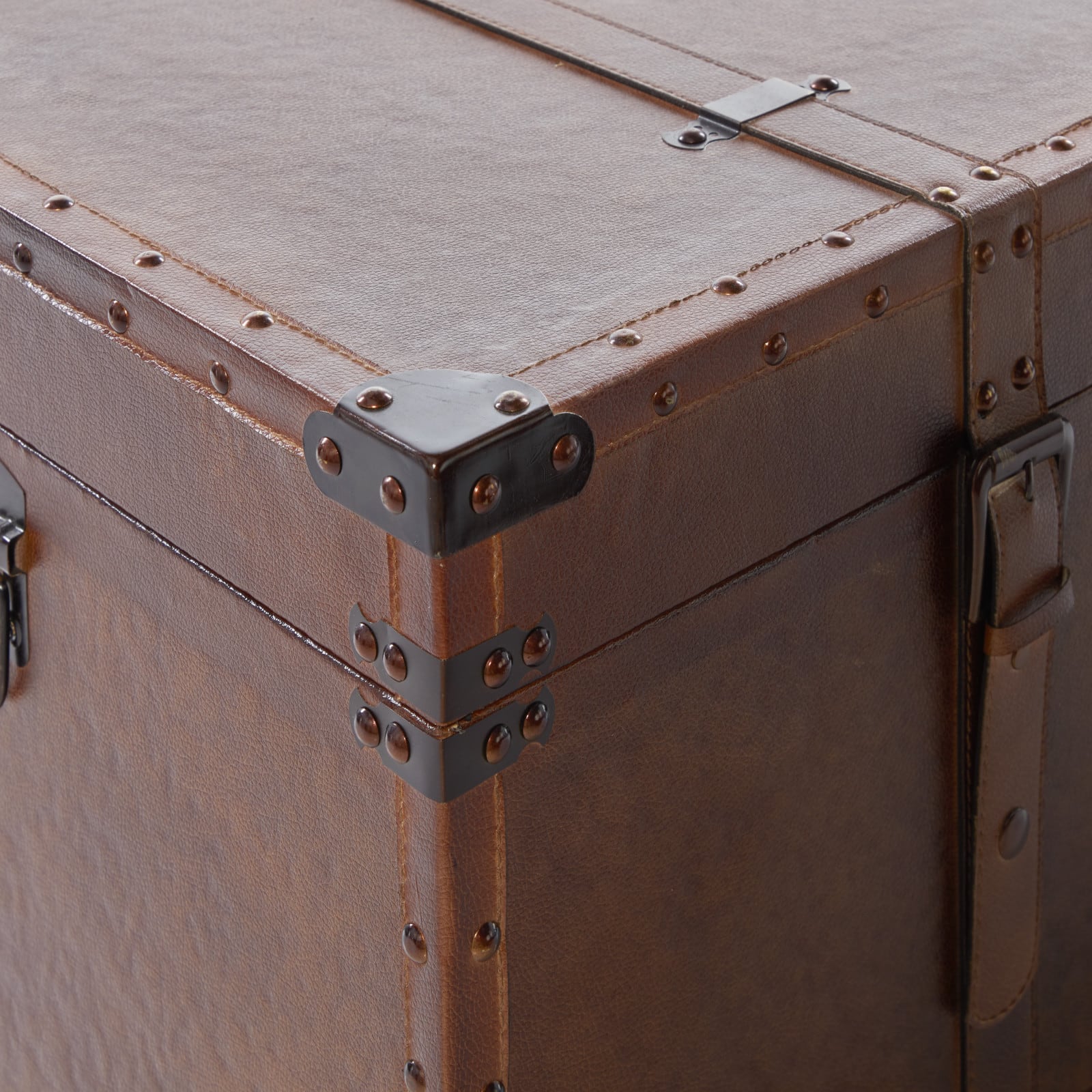 Set of 3" Brown Wood Rustic Trunk, 32", 29", 26"