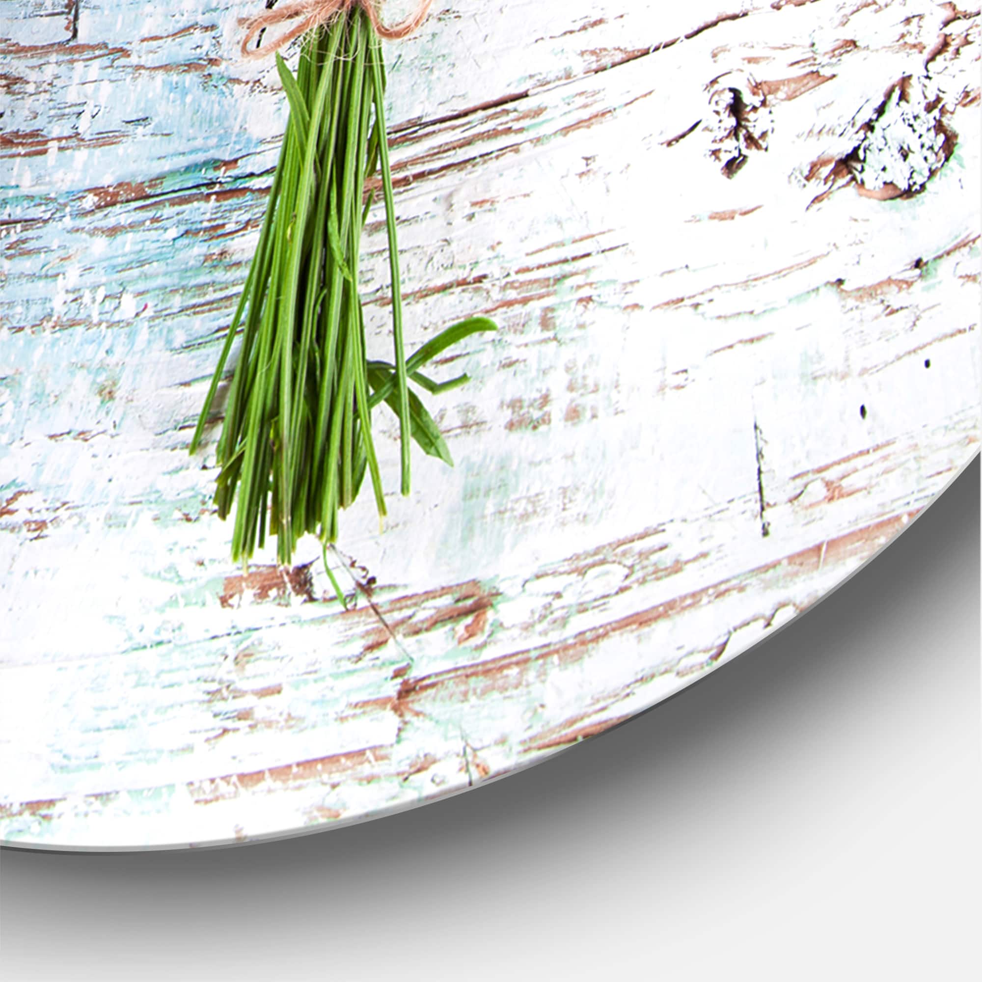 Designart - Fresh Lavender On Wood - Farmhouse Metal Circle Wall Art