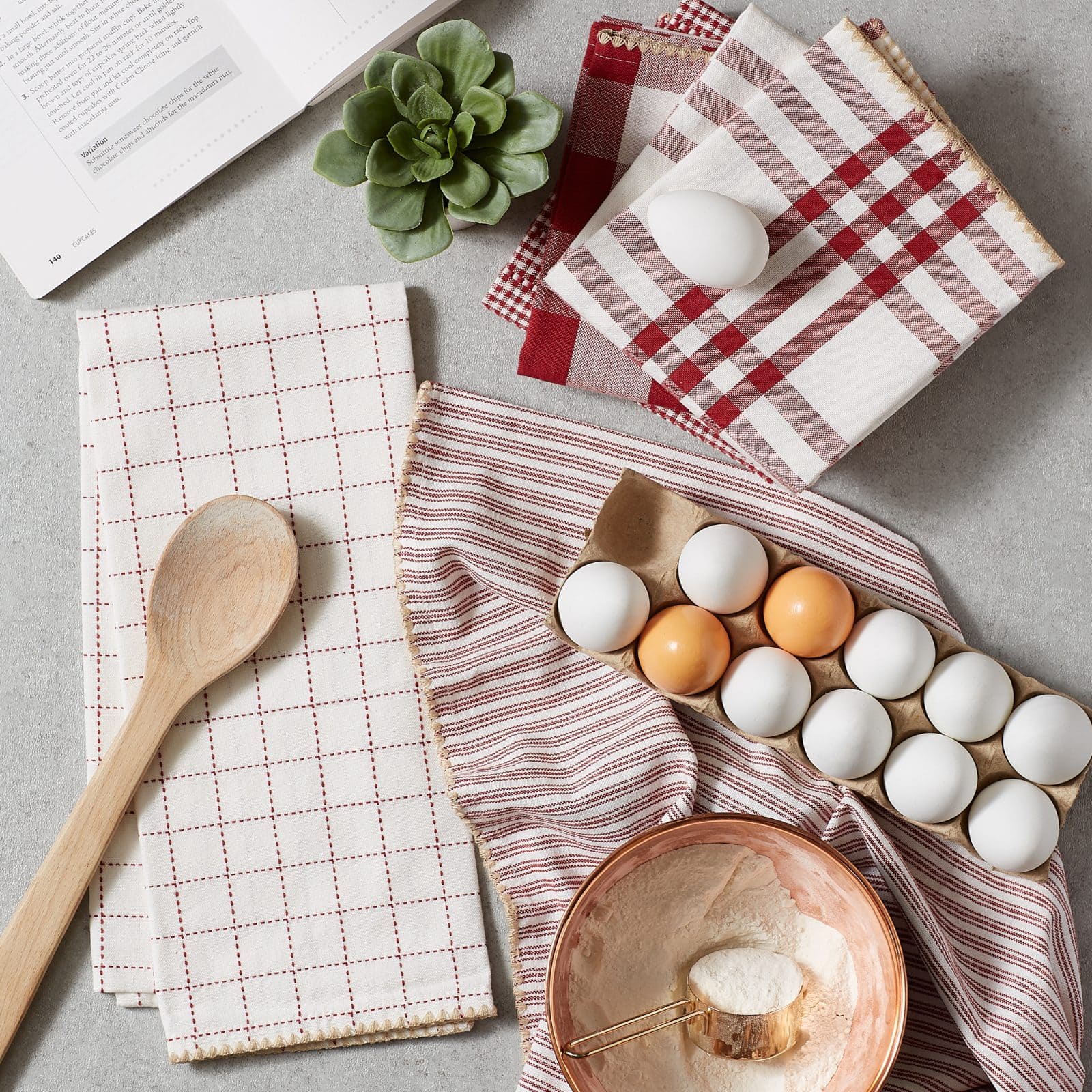 DII® Barn Red Farmhouse Woven Dishtowel Set