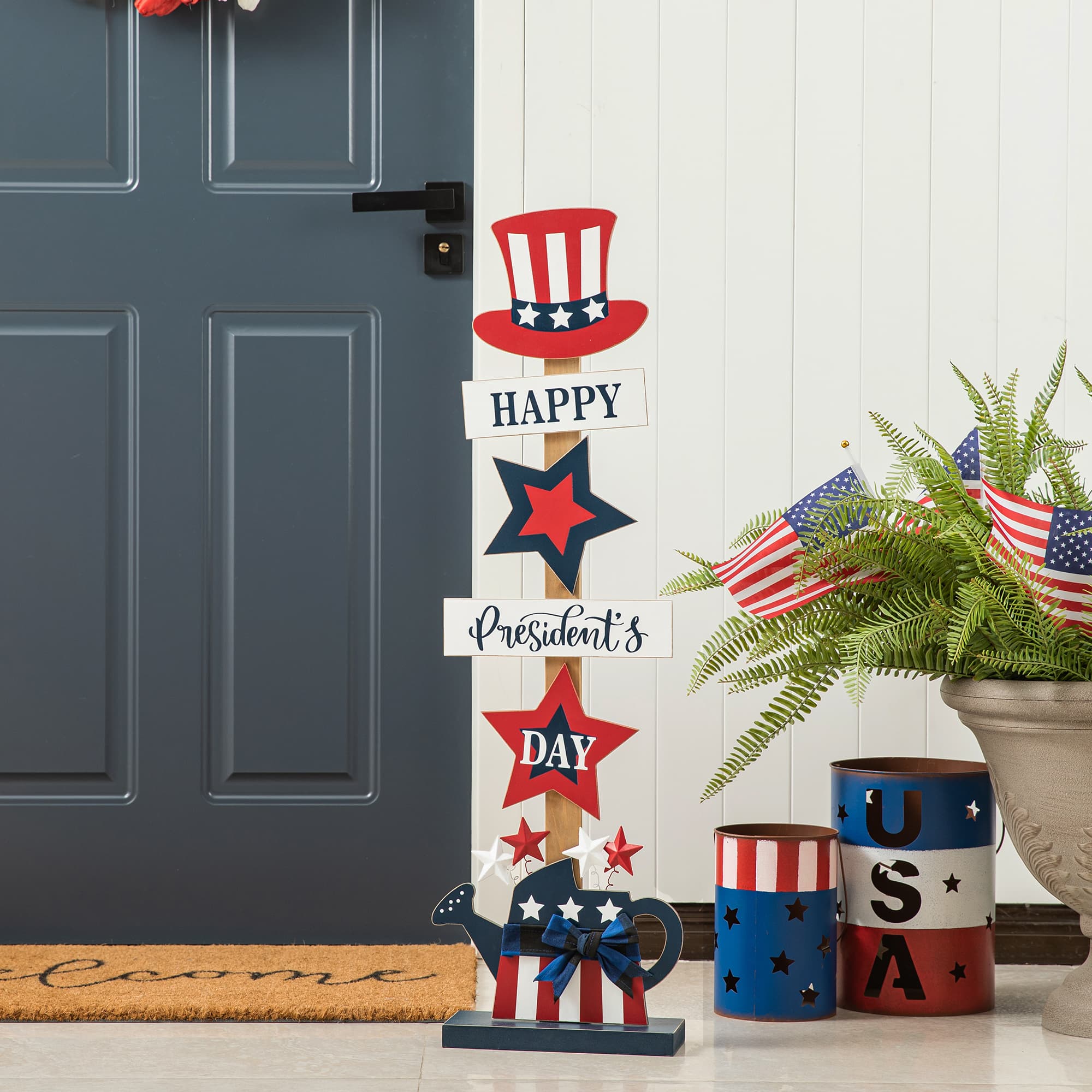 Glitzhome® 35.7" Patriotic Americana Wooden Top Hat Porch Sign