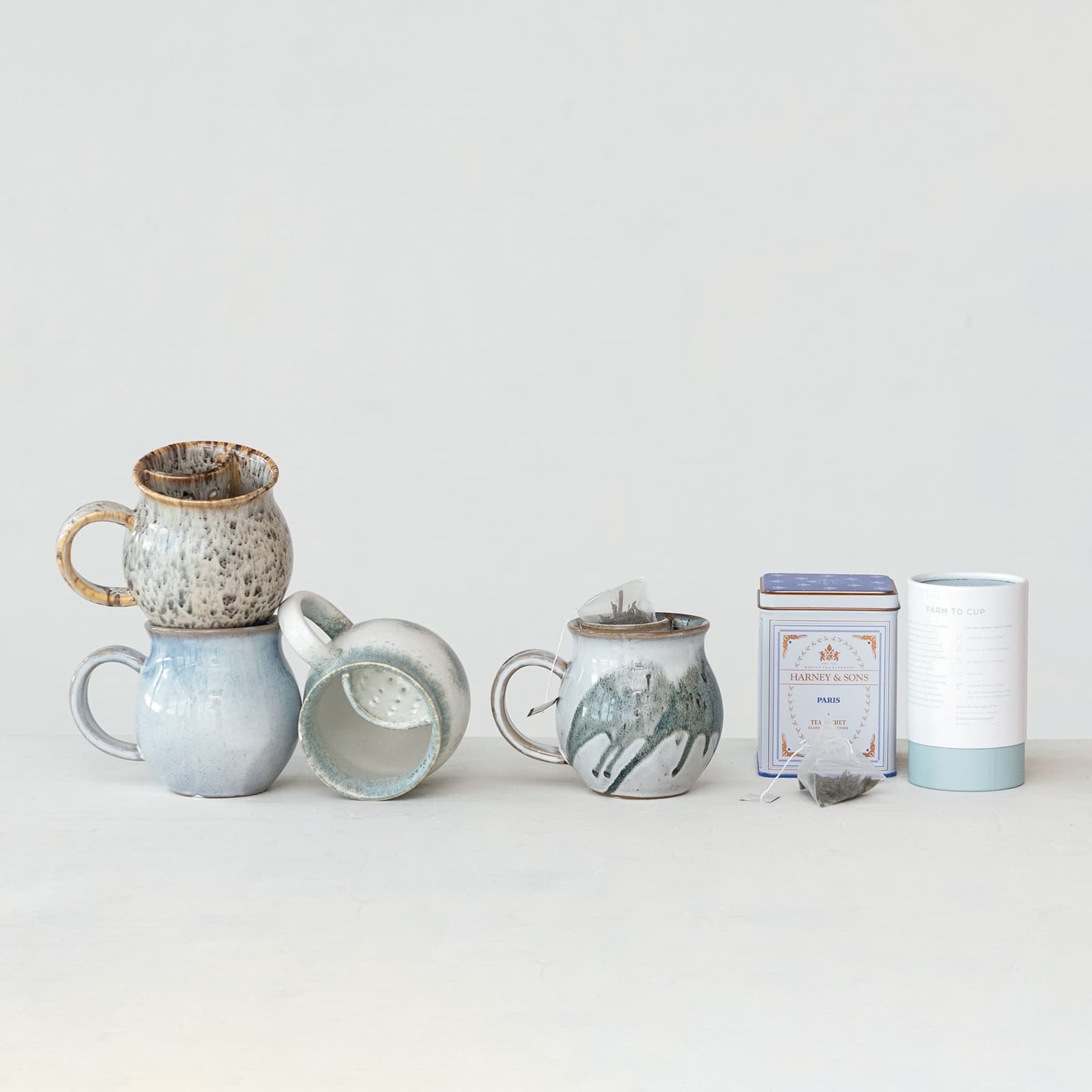Hello Honey® Artisanal Stoneware Mug with Integrated Teabag Holder Set