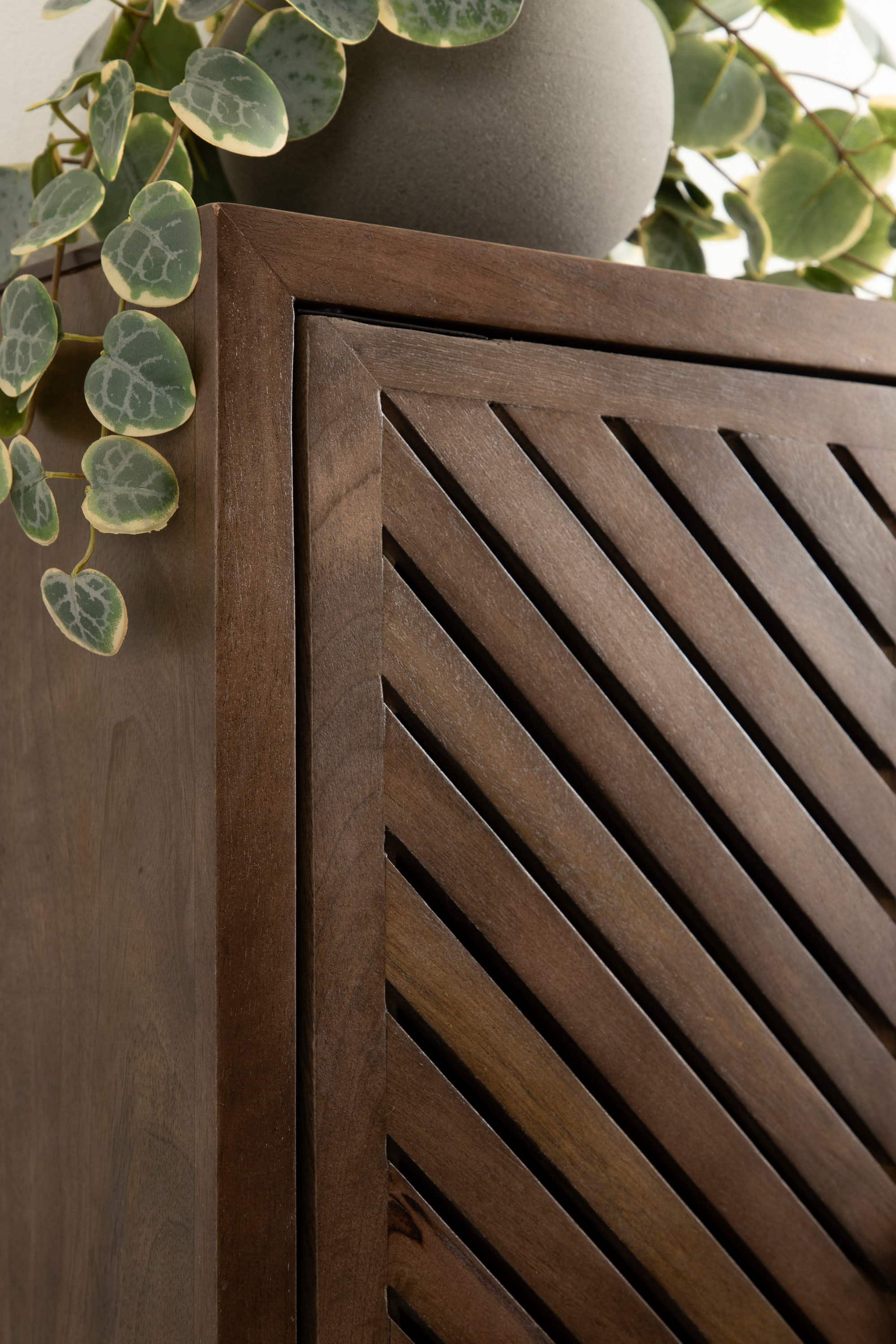 Kate and Laurel Mezzeta Tall Wood Bath Cabinet