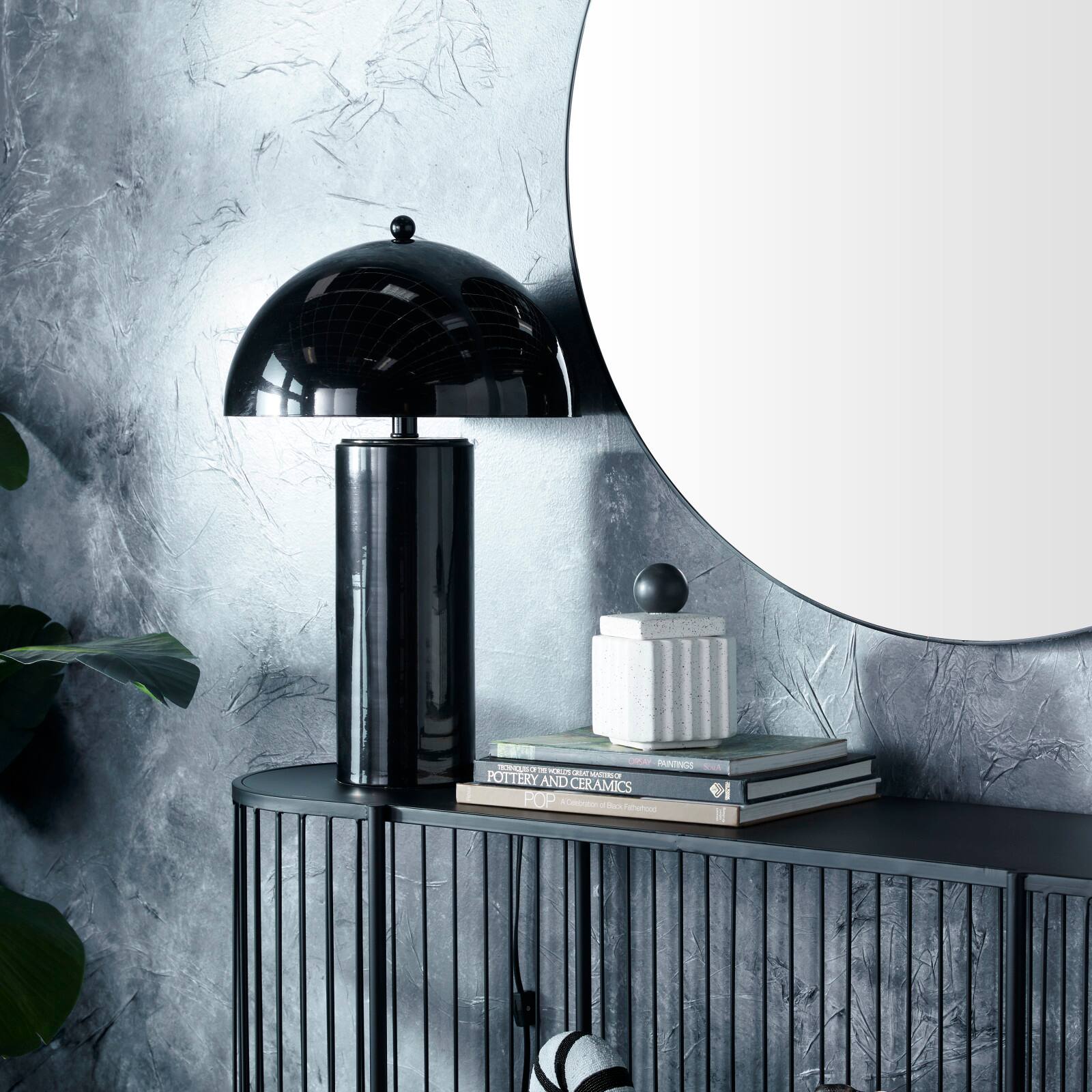 Black Metal Contemporary Table Lamp, 14" x 14" x 22"