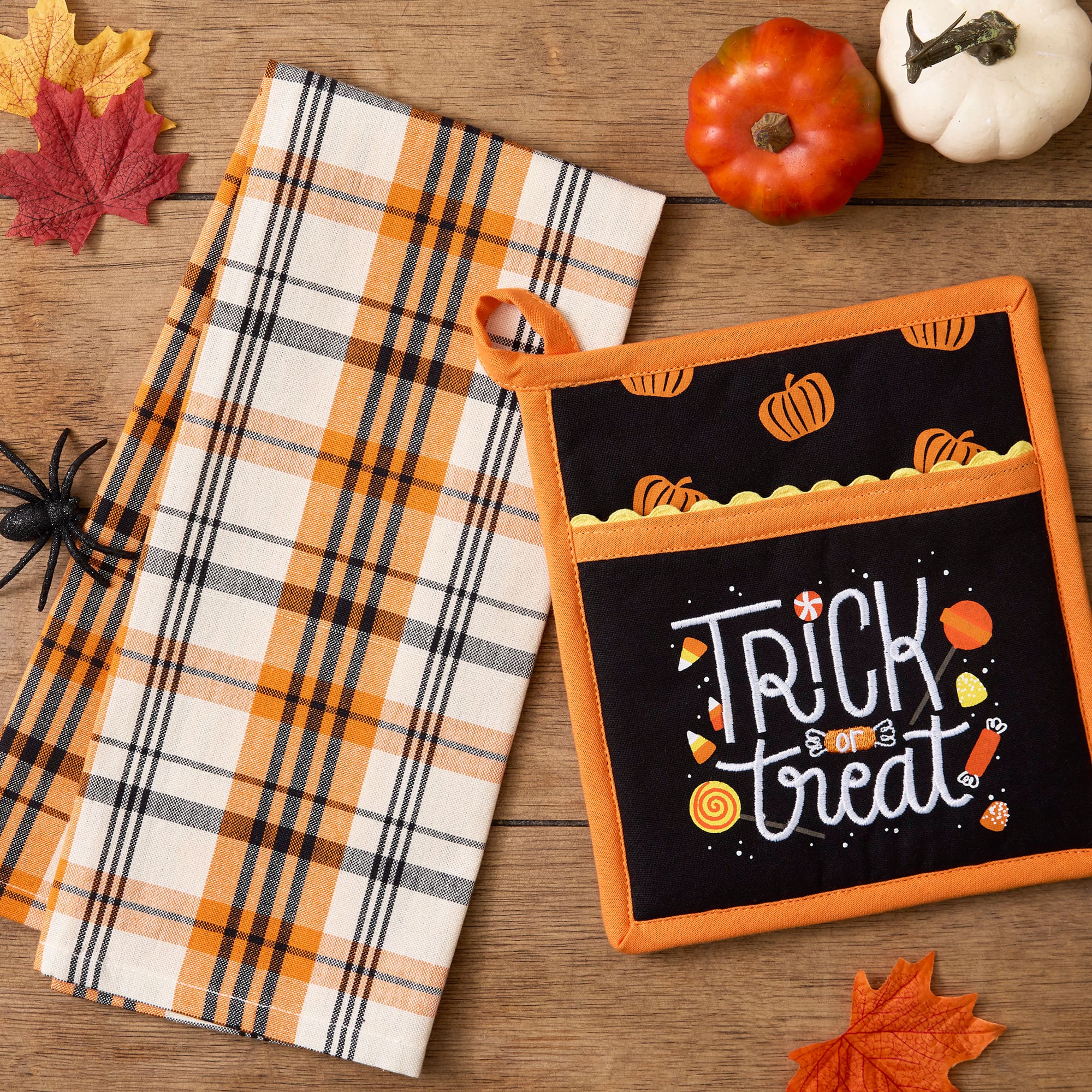 DII® Trick or Treat Potholder Gift Set
