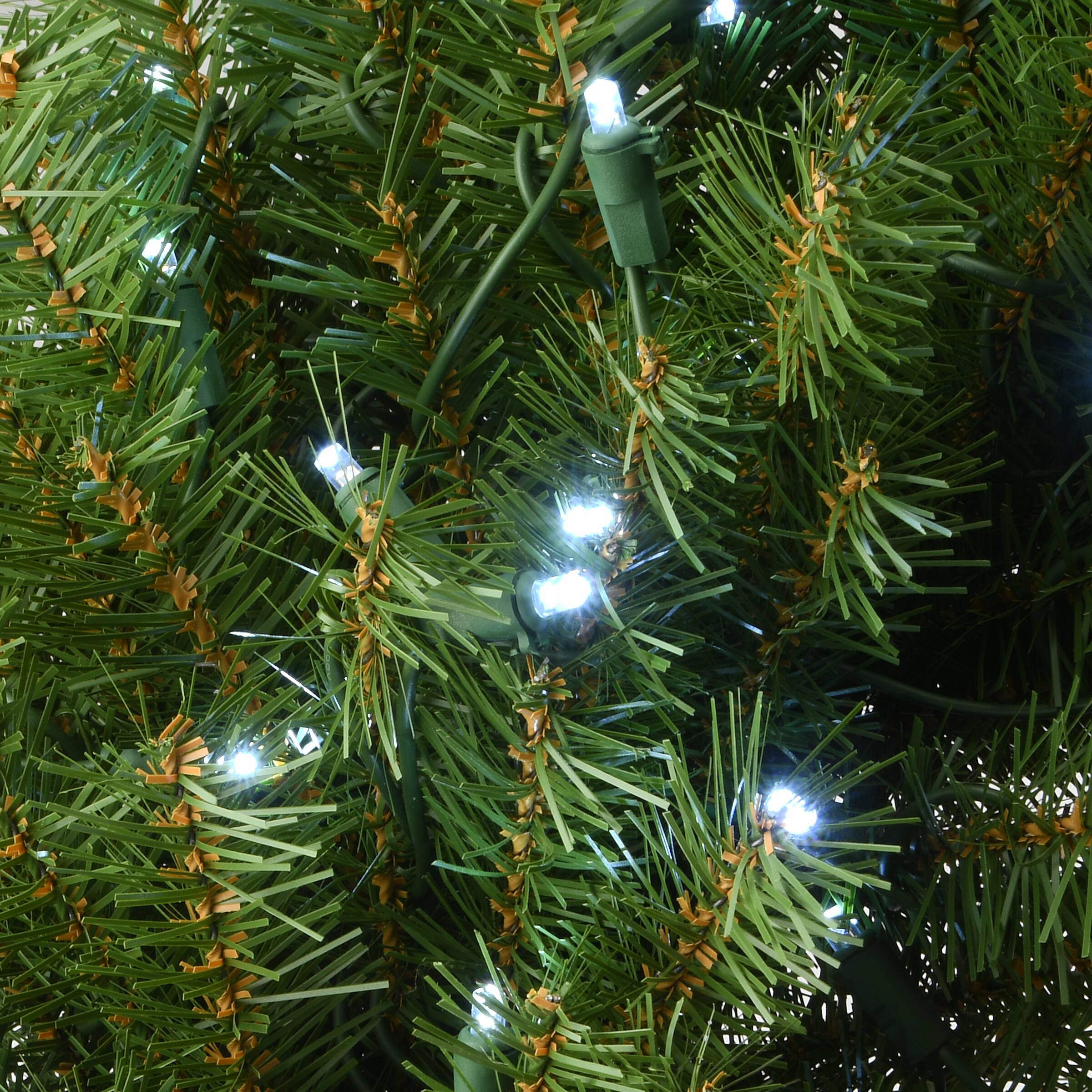 30" Cool White LED Memory-Shape® Norwood Fir Wreath