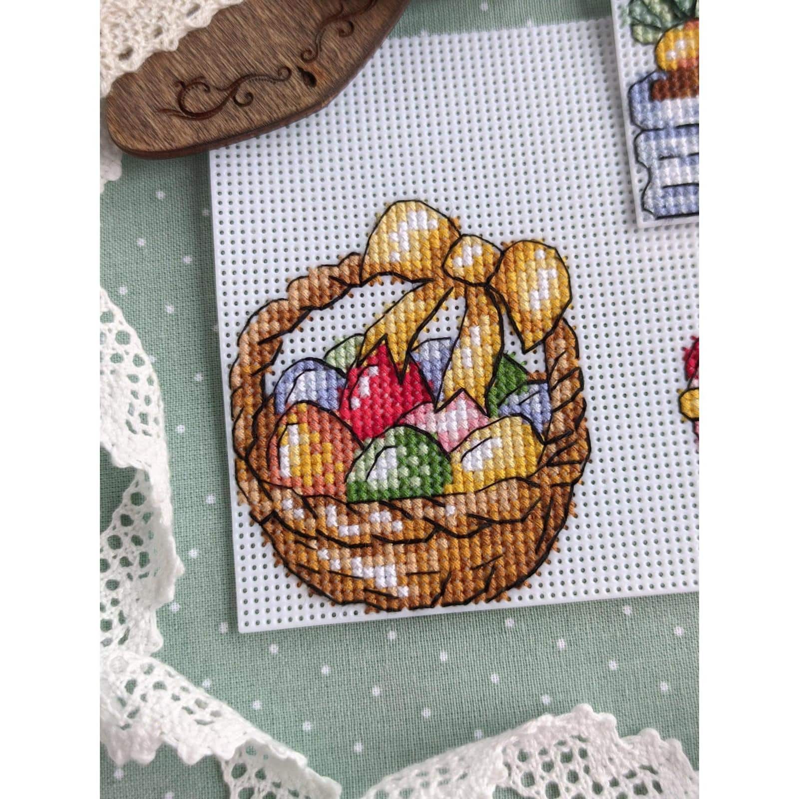 MP Studia Rabbit and Carrots. Magnets Plastic Canvas Plastic Canvas Counted Cross Stitch Kit