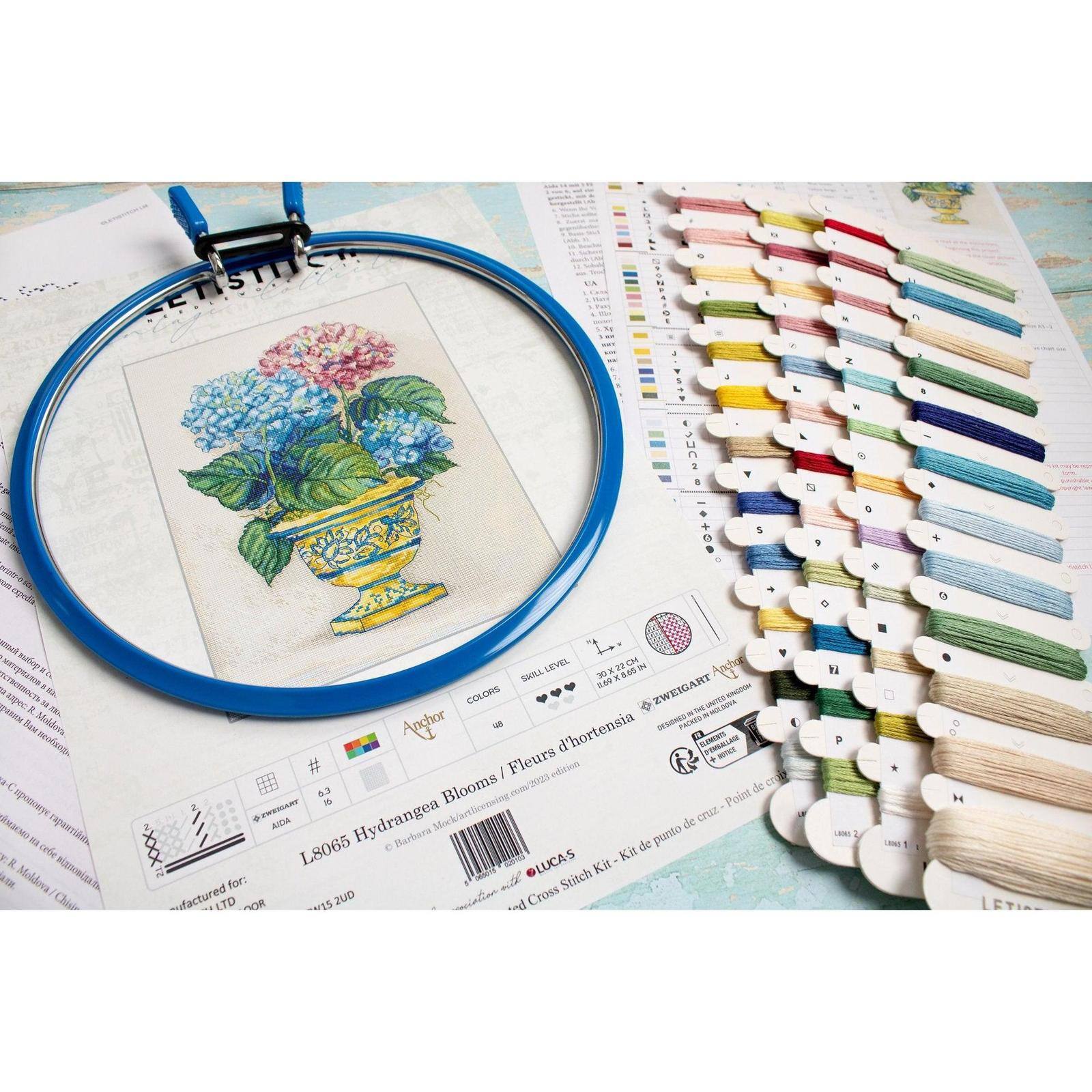 LetiStitch Hydrangea Blooms Counted Cross Stitch Kit