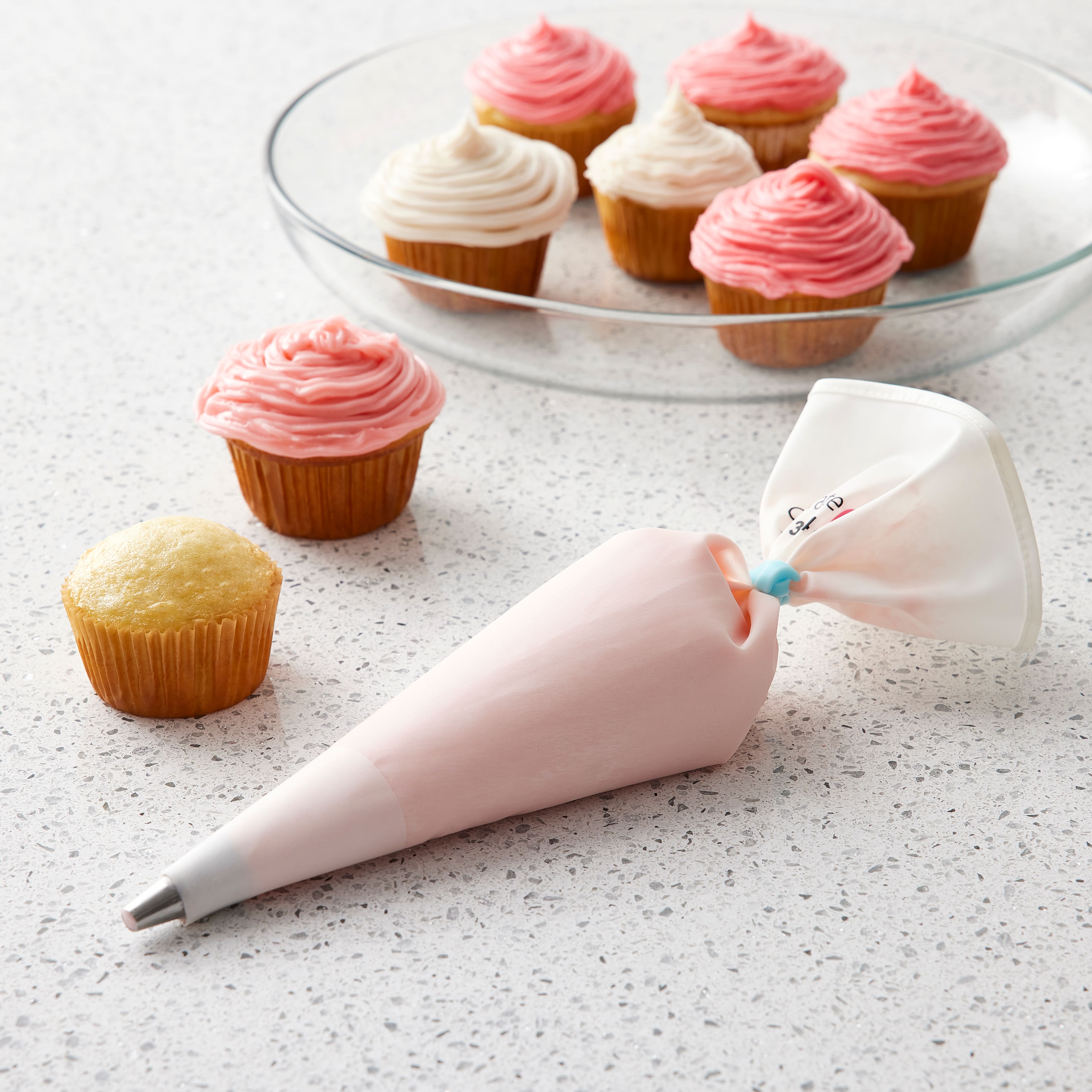 Wilton® Featherweight® Decorating Bag