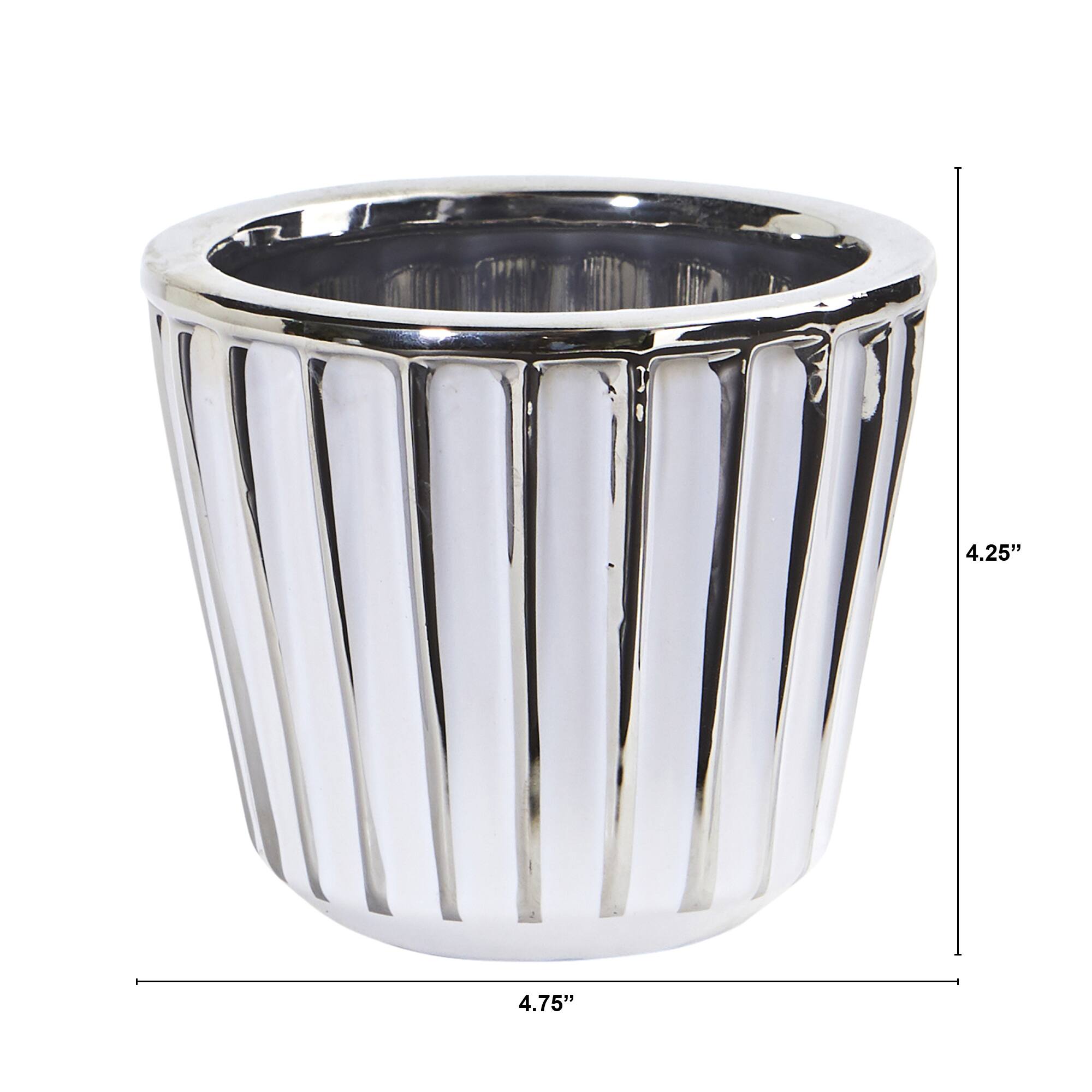 4.5" Ceramic White Vase with Silver Burnishing