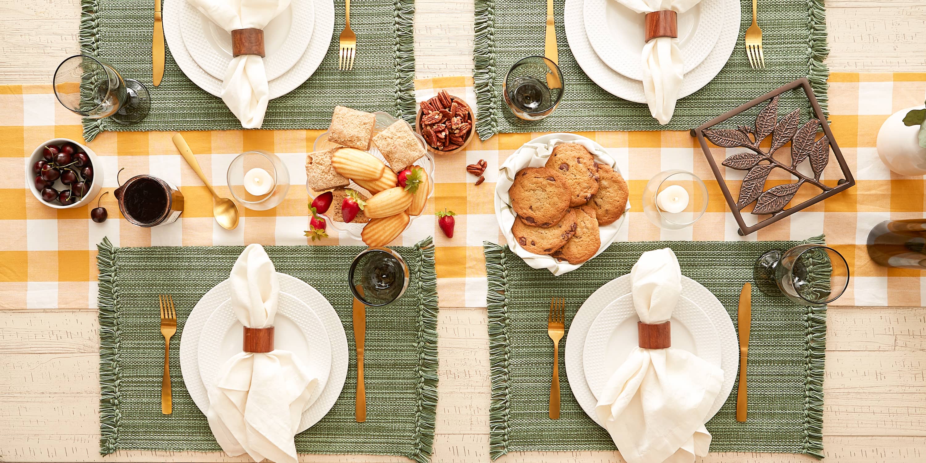 DII® Variegated Fringe Cotton Placemats
