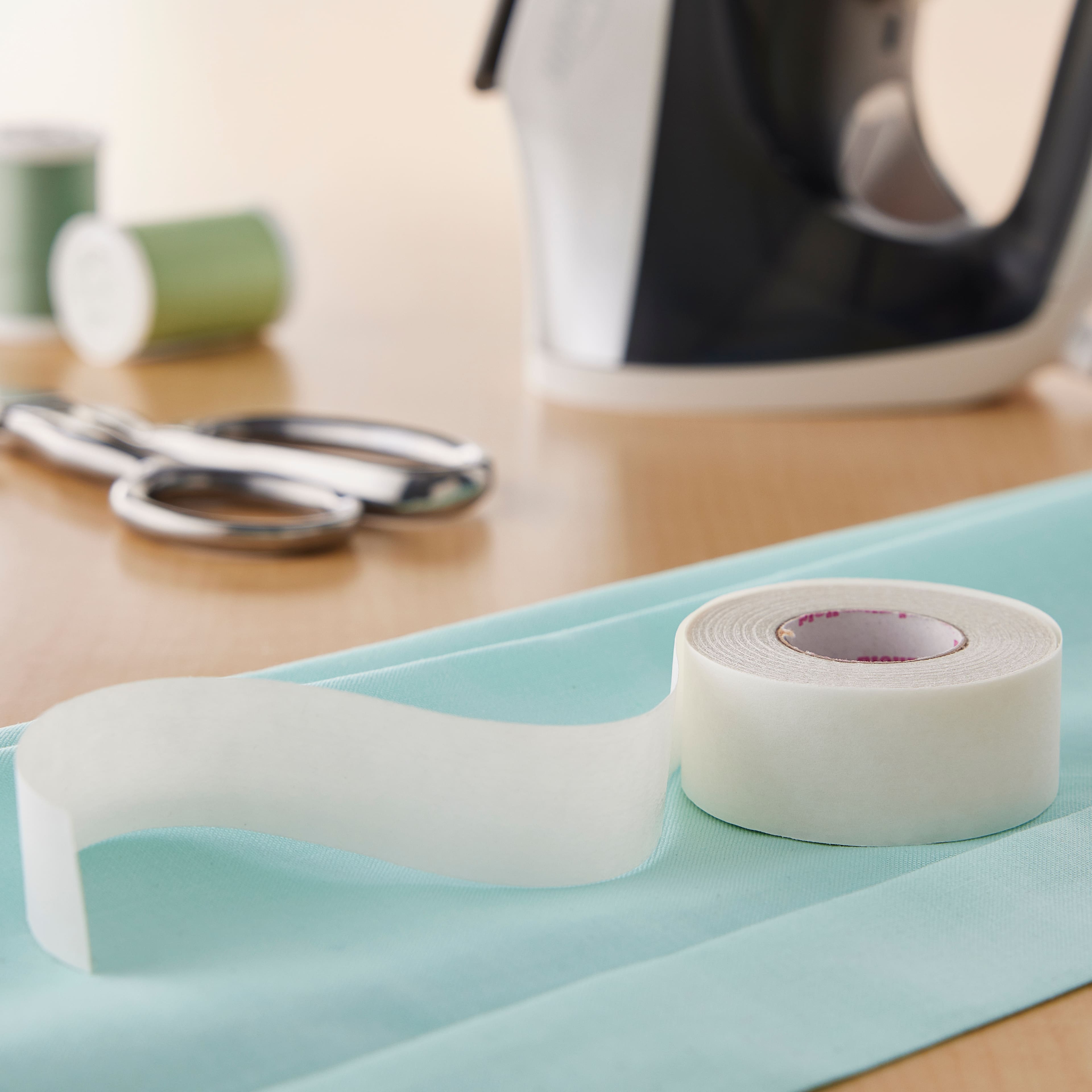 Heat n Bond&#xAE; Iron-on Adhesive Roll, Ultrahold