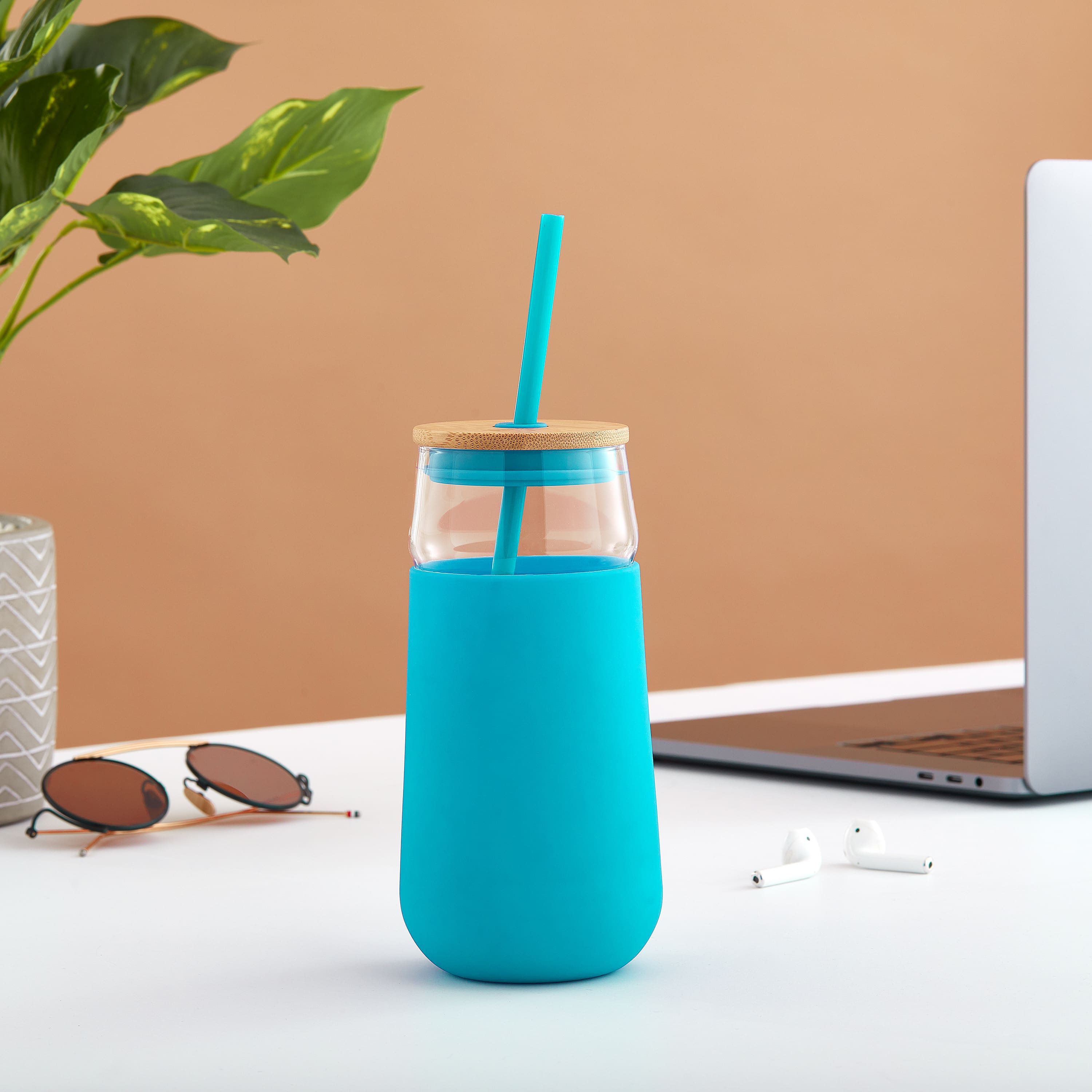 JoyJolt® 20oz. Glass Tumbler with Straws & Silicone Sleeve