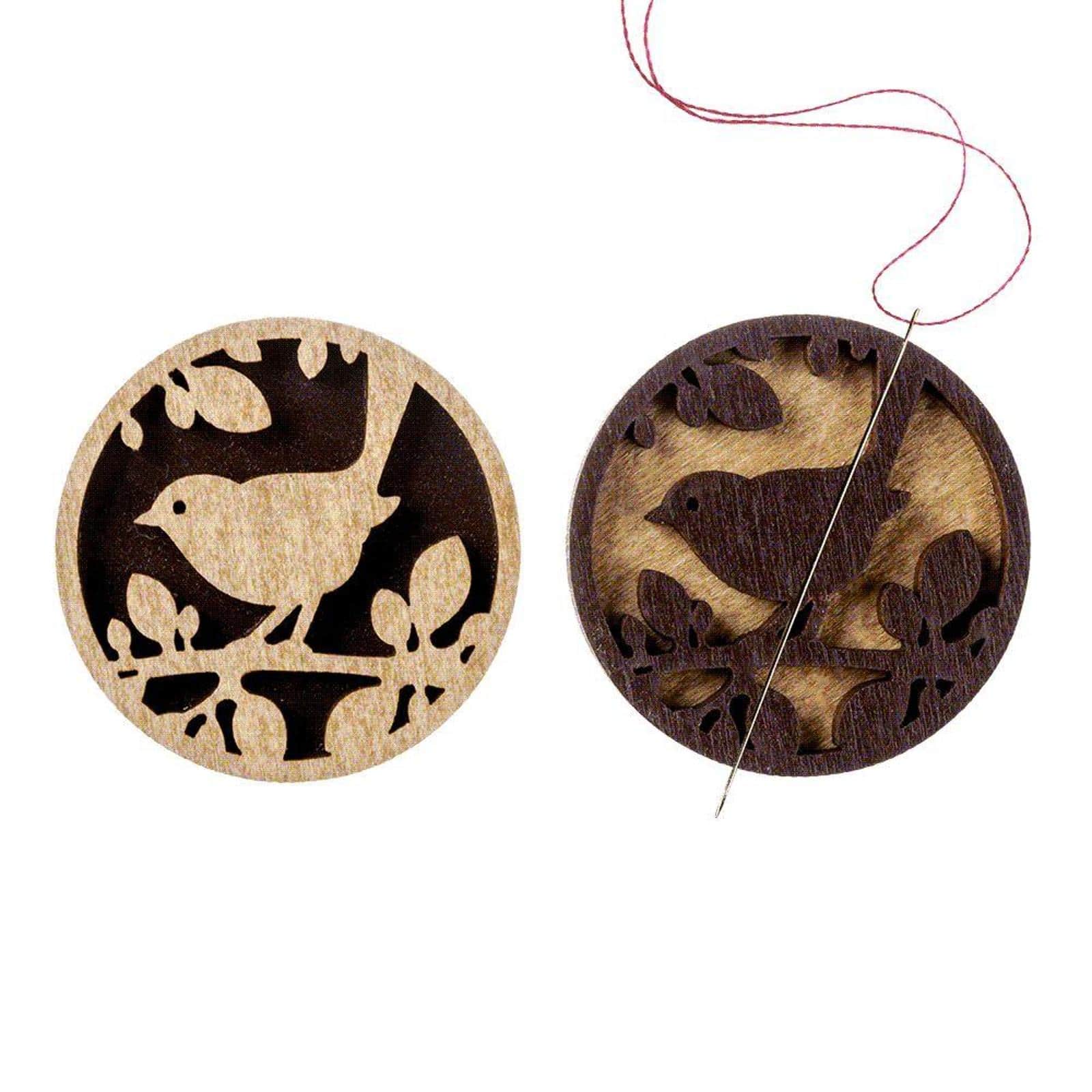 Wonderland Crafts Bird Double-Sided Magnetic Needle Holder