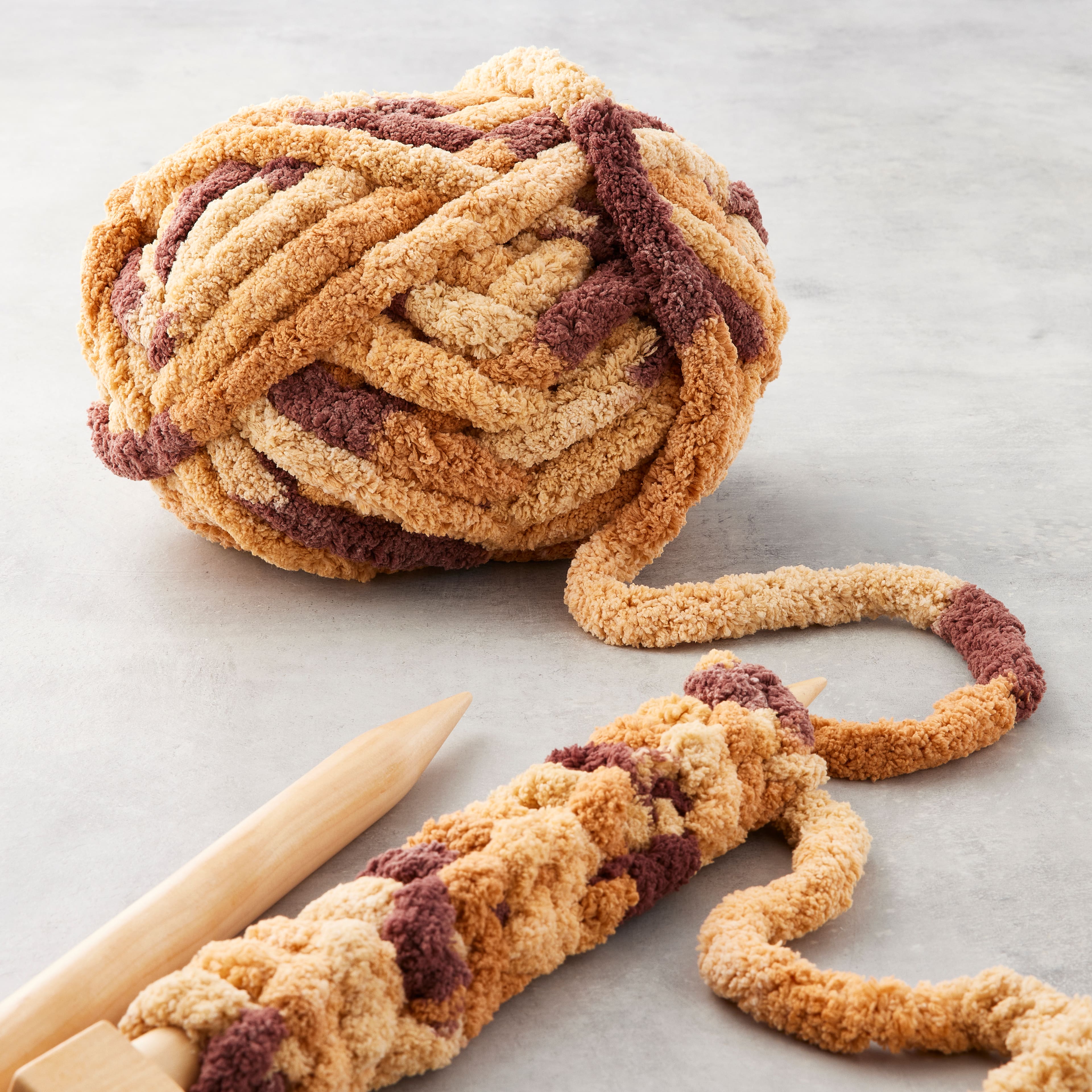 Bernat® Blanket Big™ Yarn