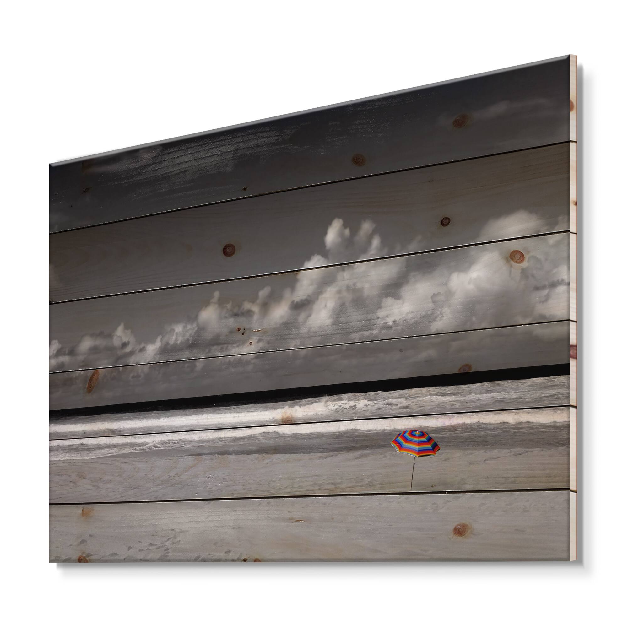 Designart - Monochrome Coastline Under Cloudy Sky - Lake House Print on Natural Pine Wood