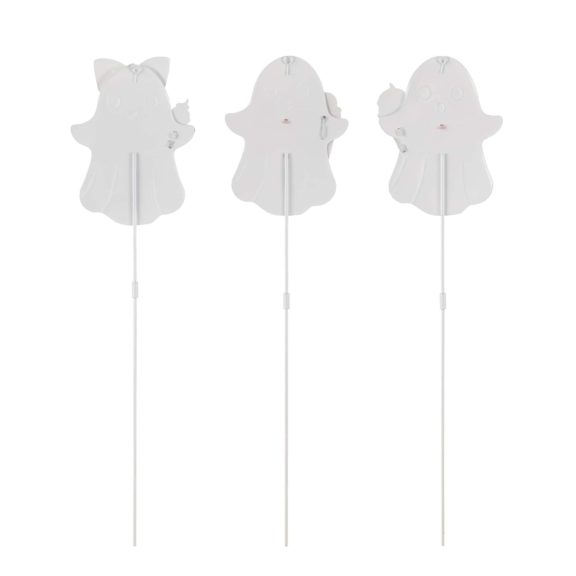 Glitzhome® 23.75" Halloween Metal Pink Ghosts Yard Stake, Set of 3