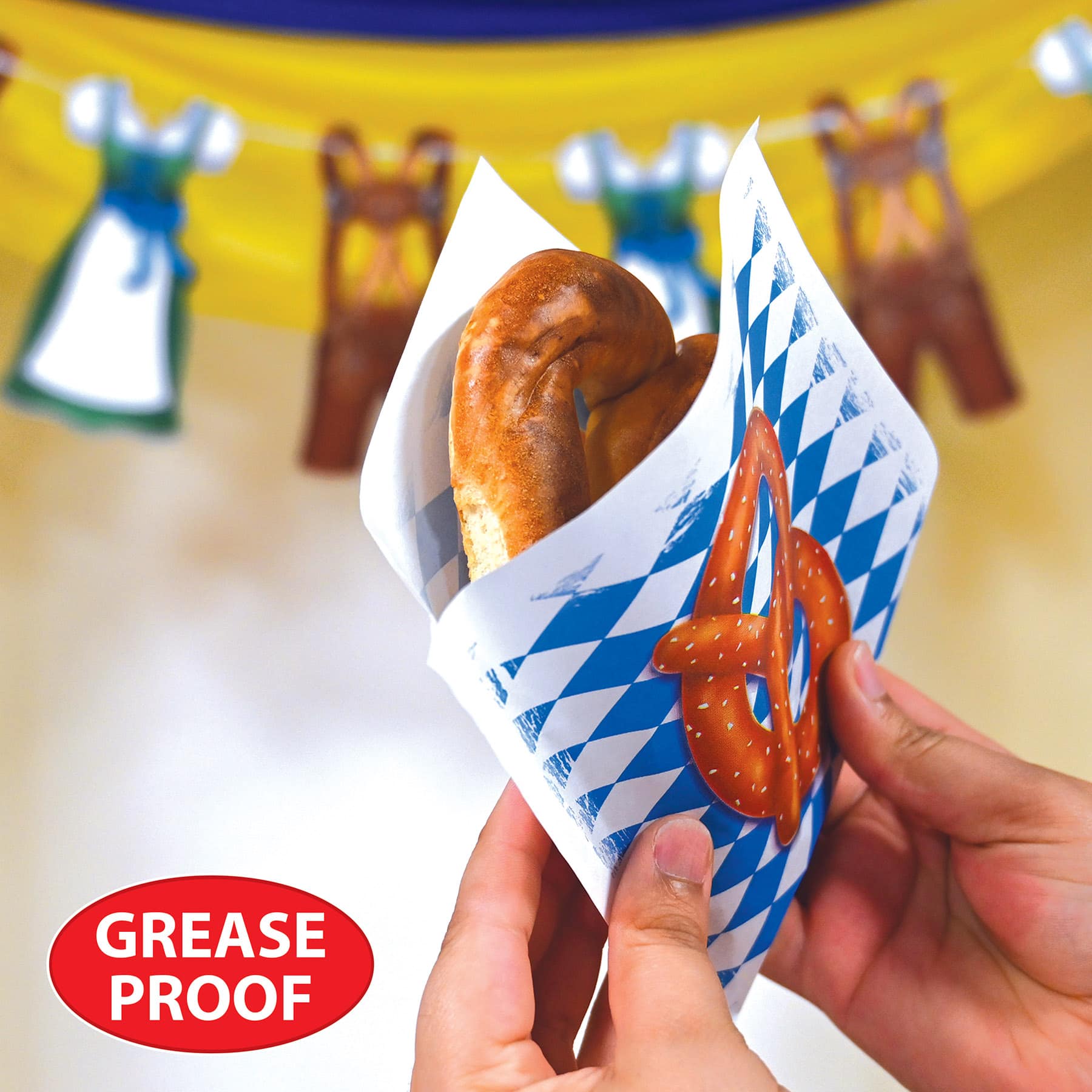 Beistle 6" x 5.75" Oktoberfest Pretzel Bags, 50ct.