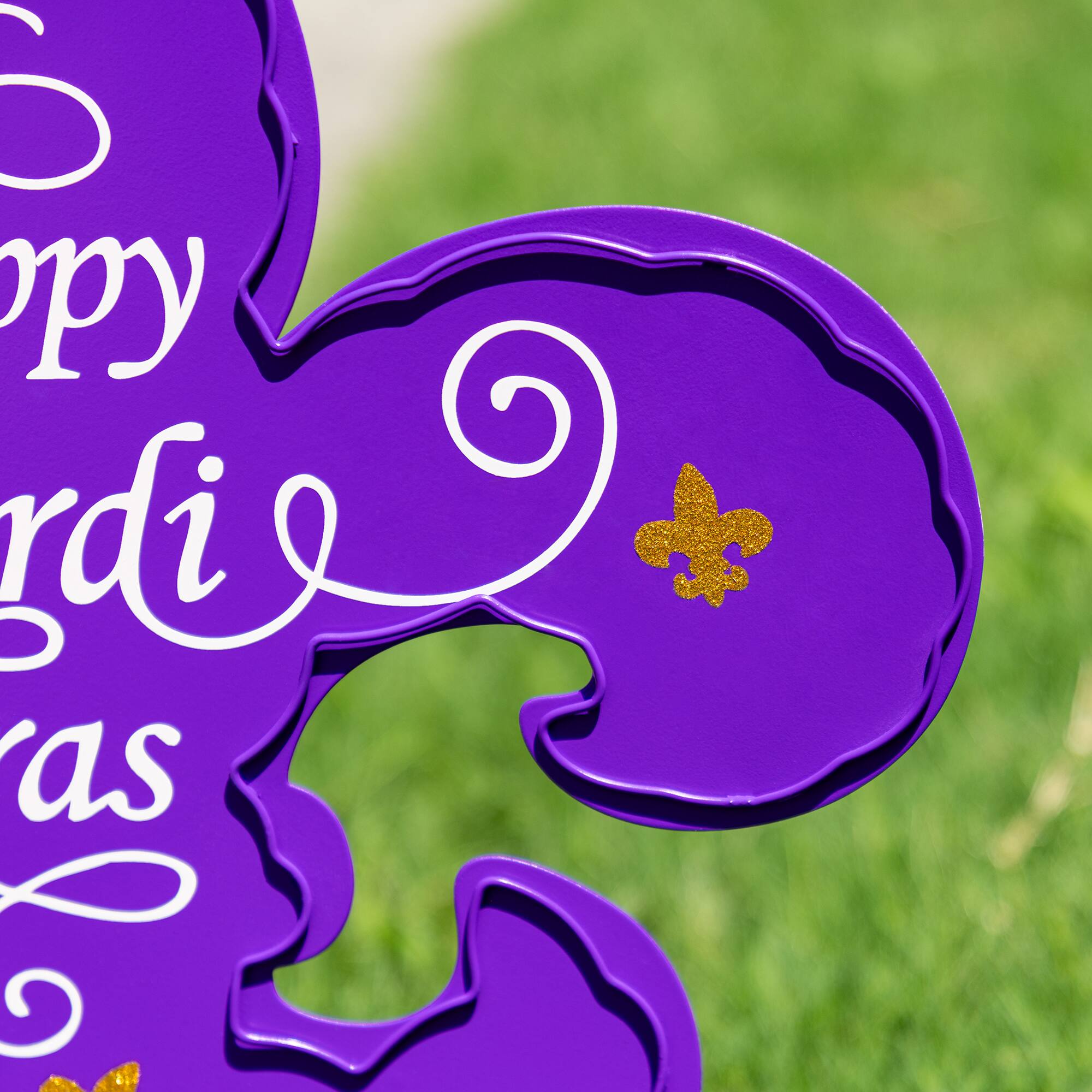 Glitzhome® 24" Mardi Gras Metal Fleur-de-Lis Yard Stake