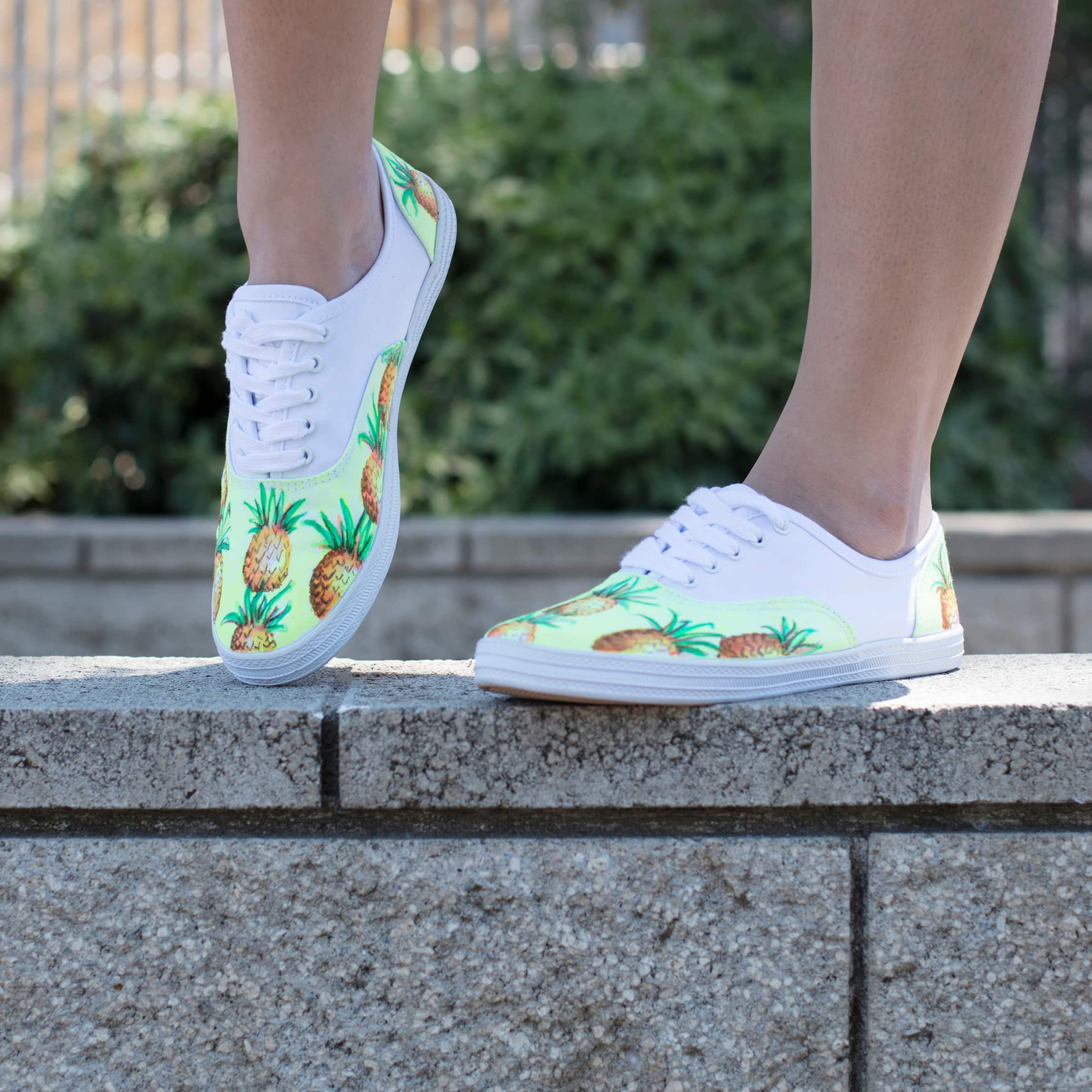 Tulip® Graffiti Fabric Paint Markers™, Neon