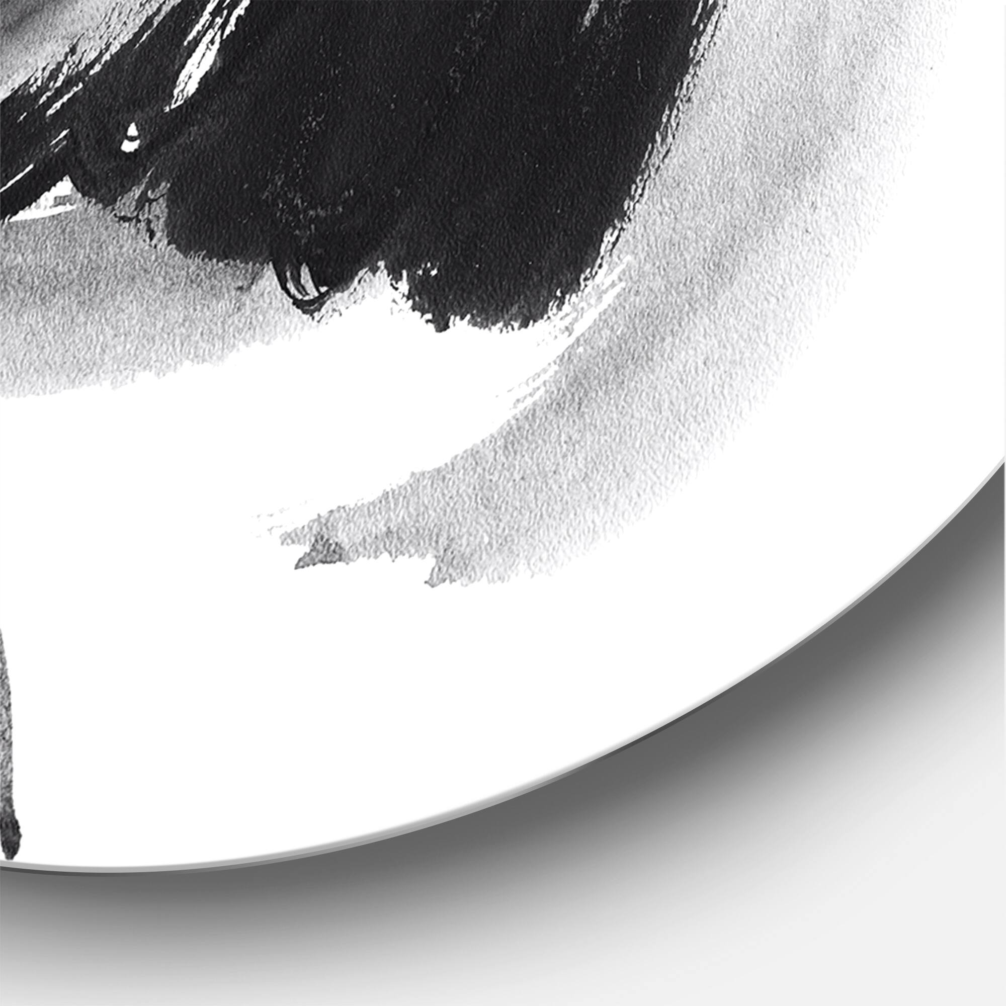 Designart - Monochrome Portrait of African American Woman IV - Modern Metal Circle Wall Art