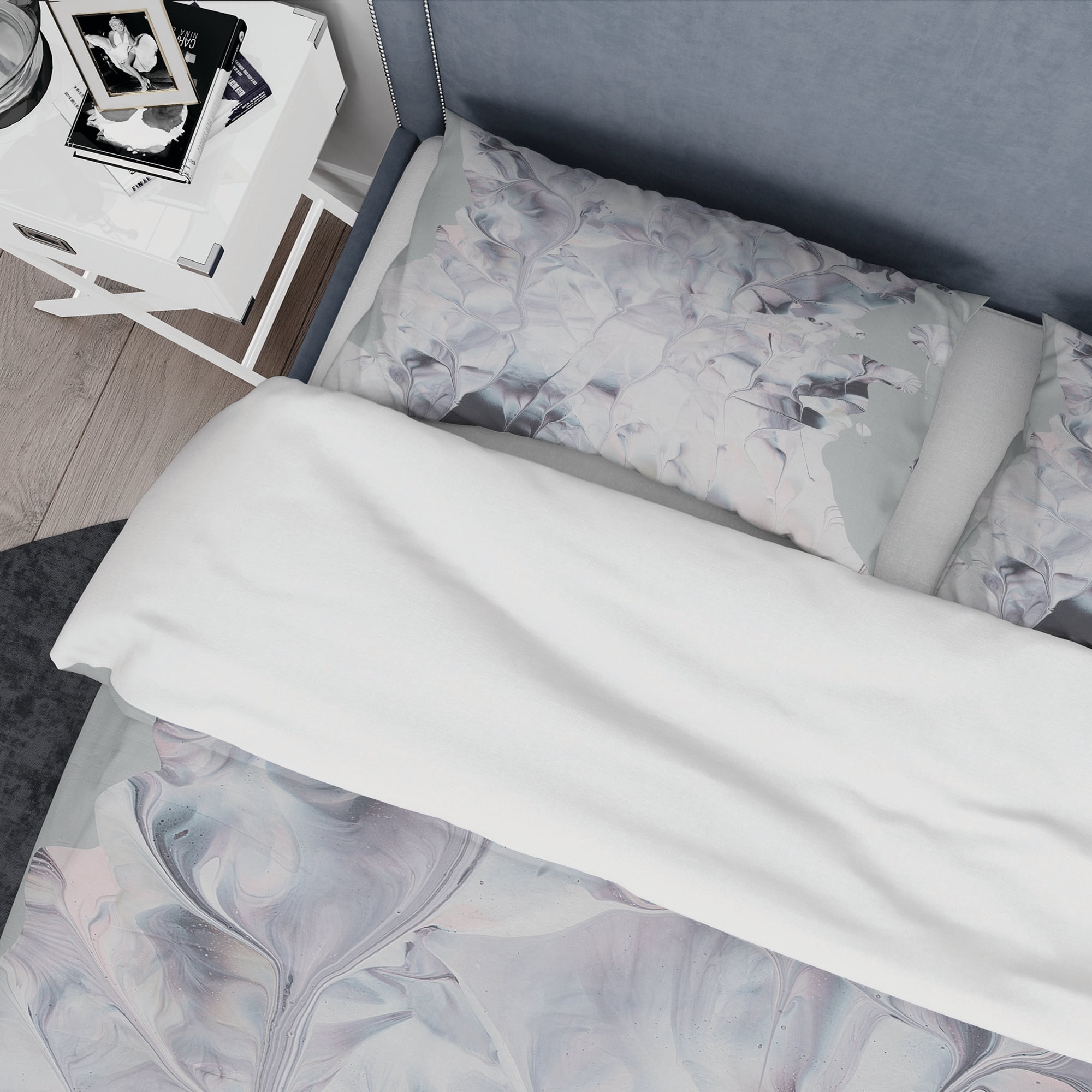 Designart 'Light and Shadow II' Geometric Bedding Set
