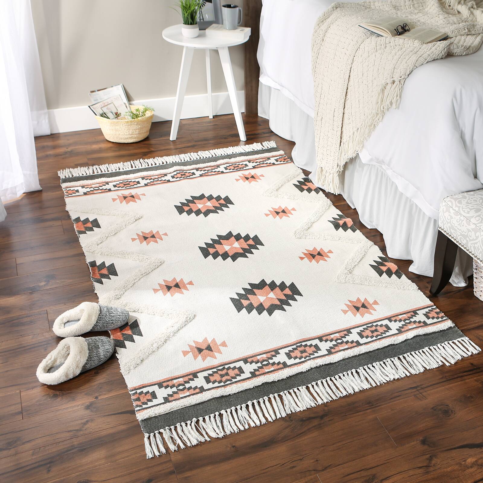 DII® Southwestern Textured Hand-Loomed Shag Rug