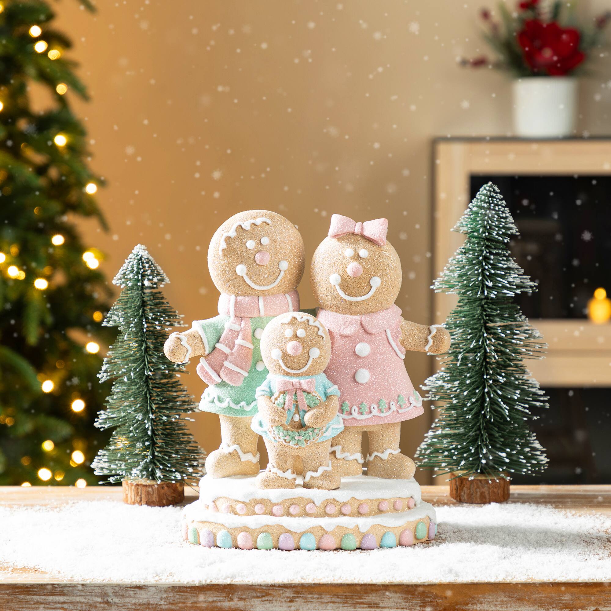Glitzhome® 10.25" Resin Christmas Gingerbread Man Family Table Decor