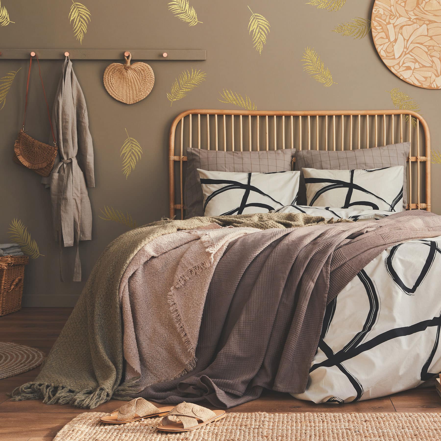 RoomMates Gold Palm Frond Peel & Stick Wall Decals