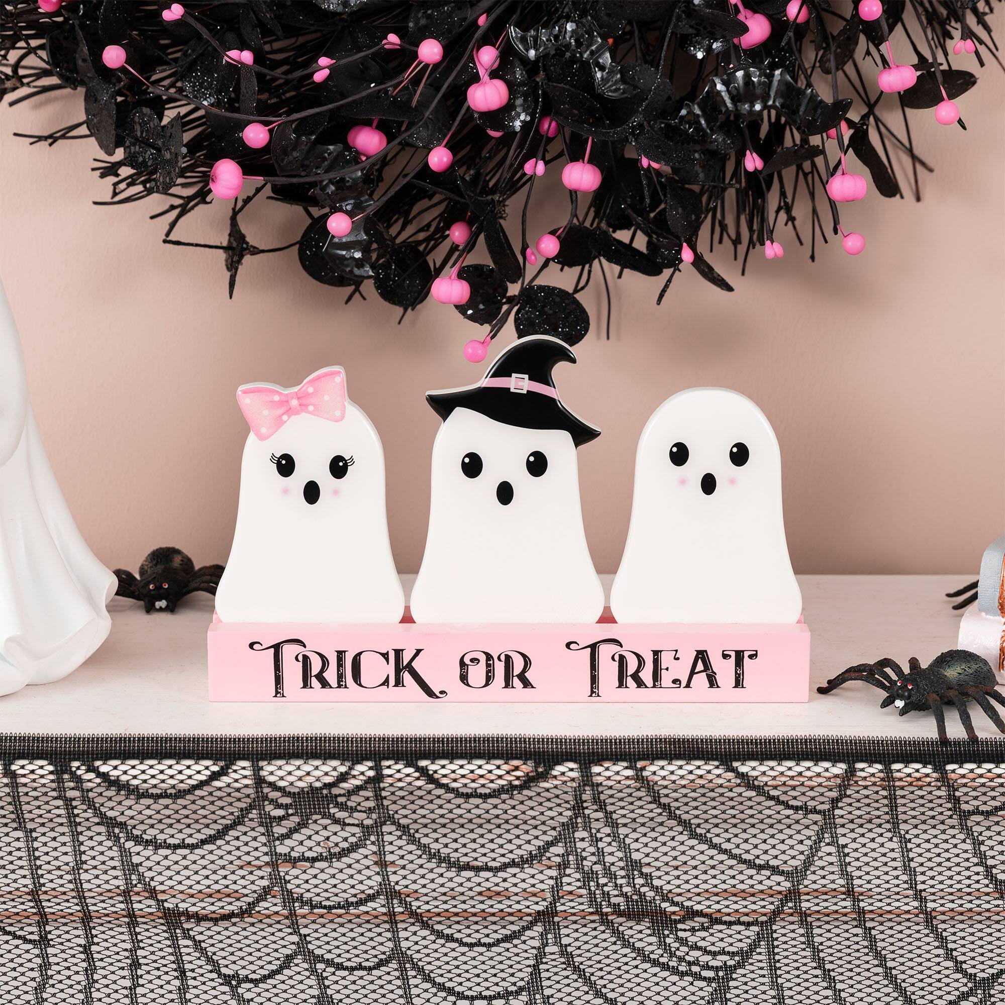 Glitzhome® 10" Halloween Wooden Epoxy Ghosts Table Decor