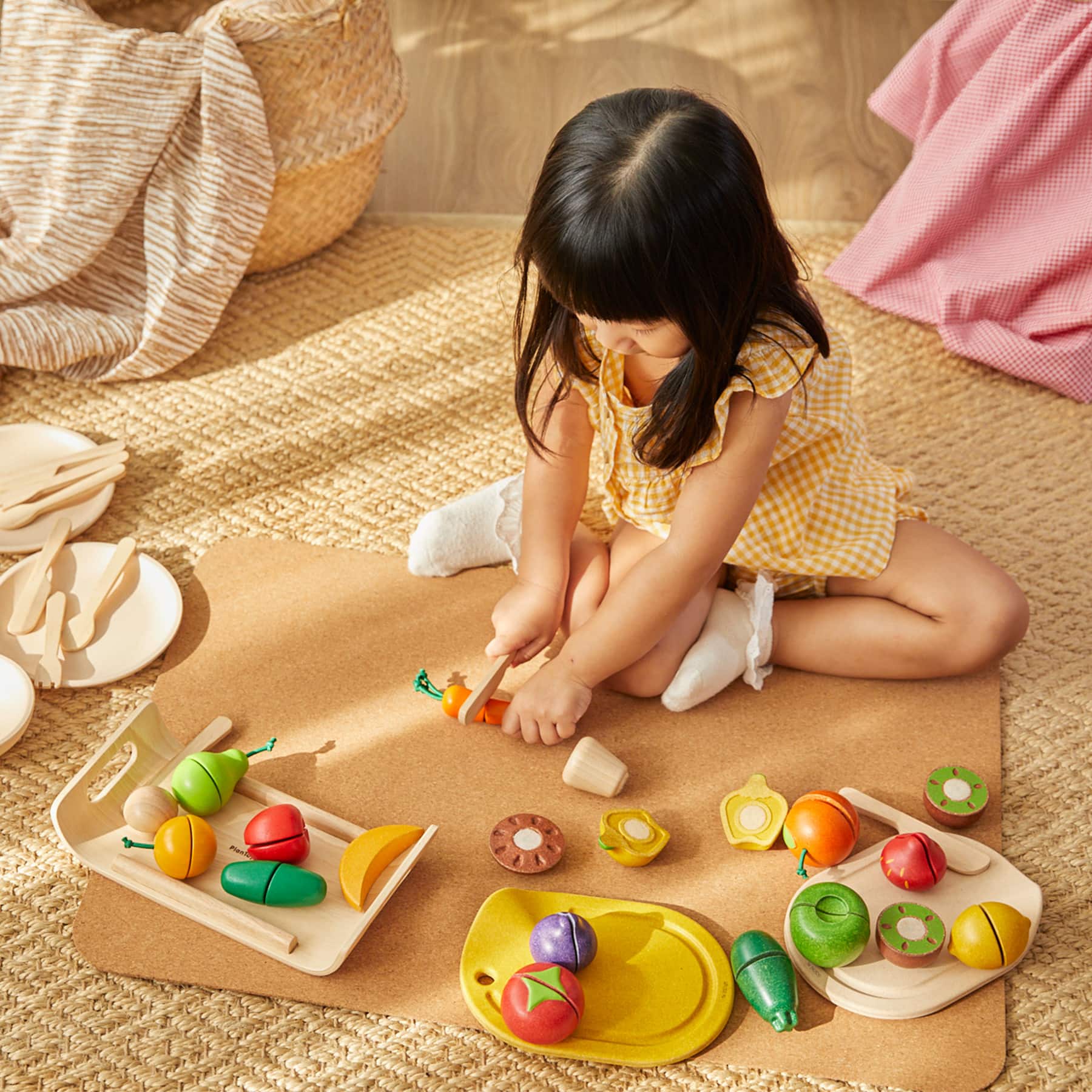 PlanToys Wooden Pretend Play Fruit & Vegetable Food Set