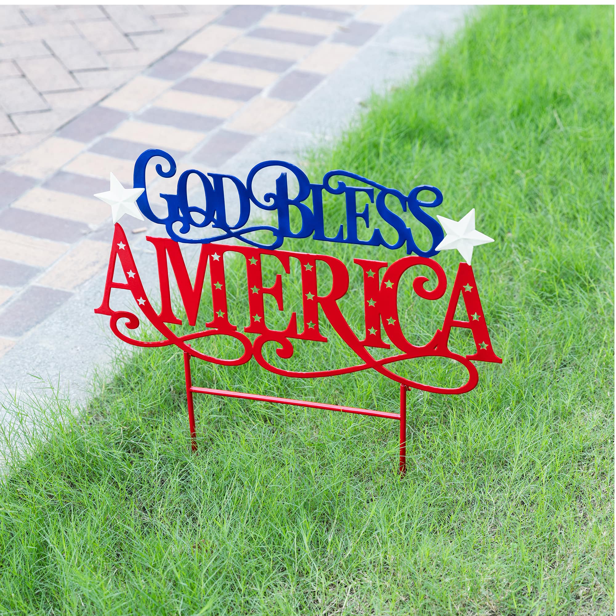 Glitzhome® 23.25" Patriotic Metal "GOD BLESS AMERICA" Garden Yard Stake