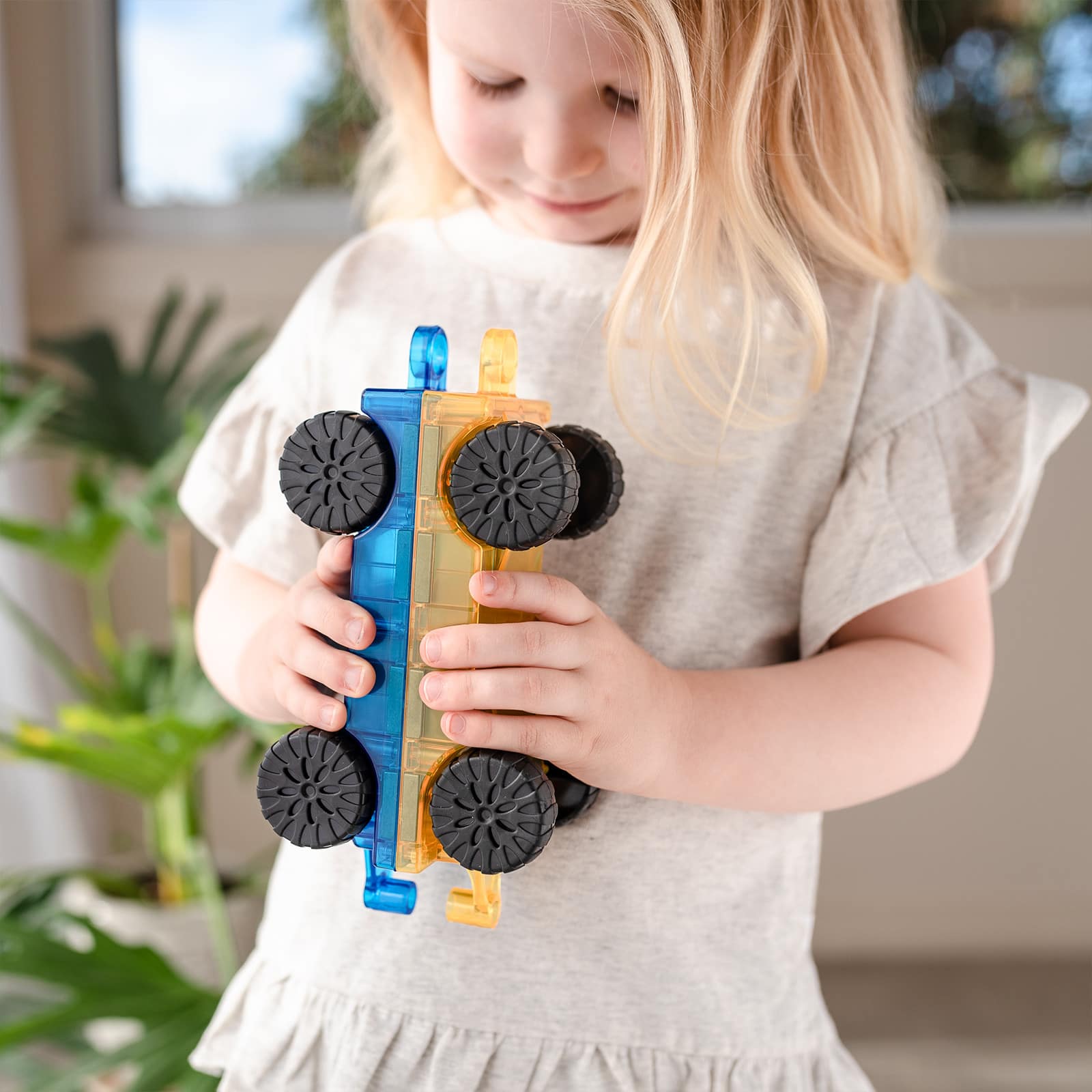 Connetix® Blue & Yellow Magnetic Tiles Rainbow Cars, 2ct.