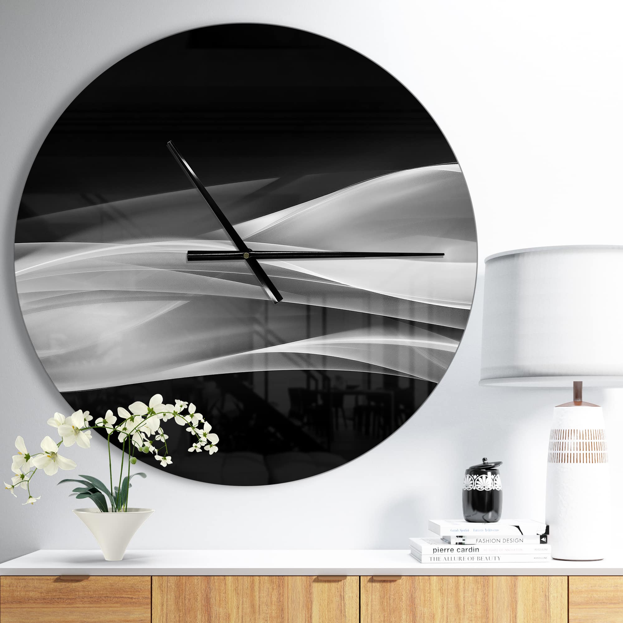 Designart Glittering Silver Pattern Modern Wall Clock