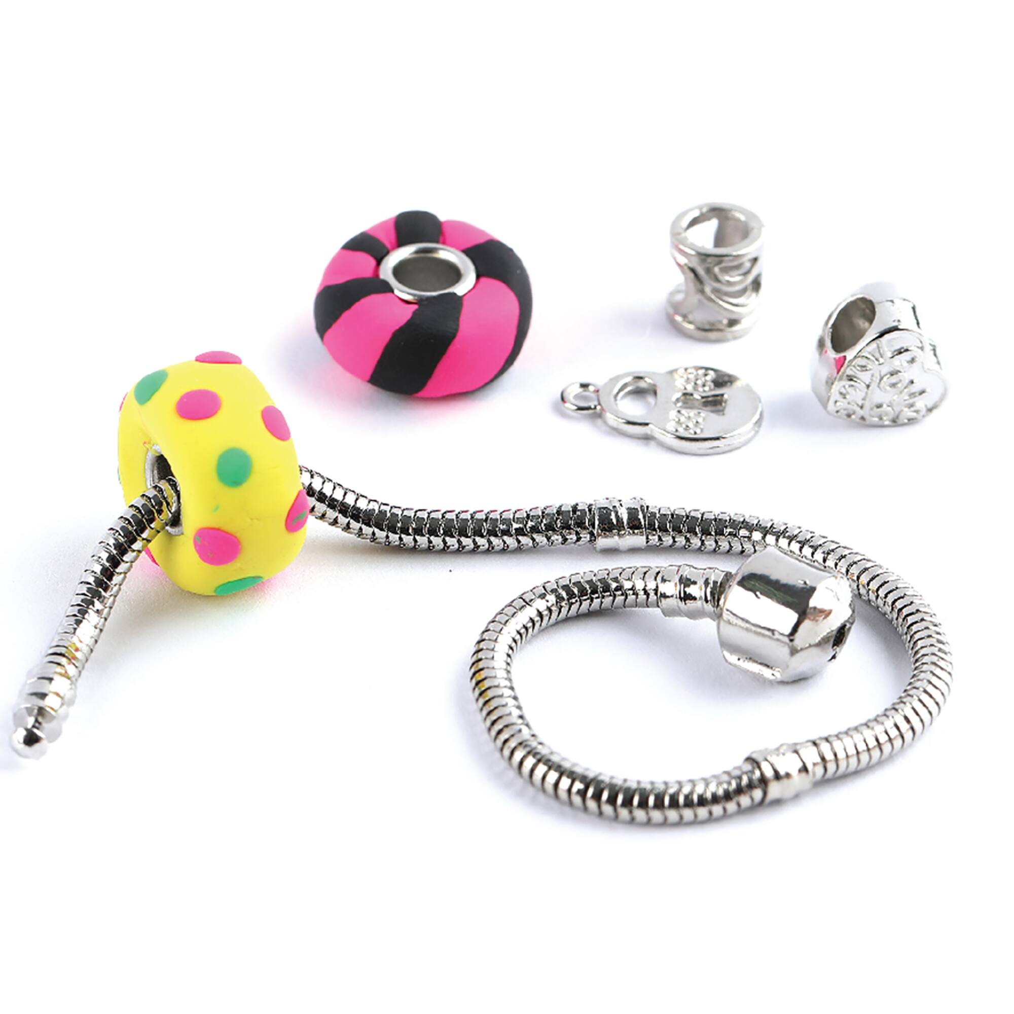 Amav Toys Fashion Time Cool Charm Bracelets Activity Kit