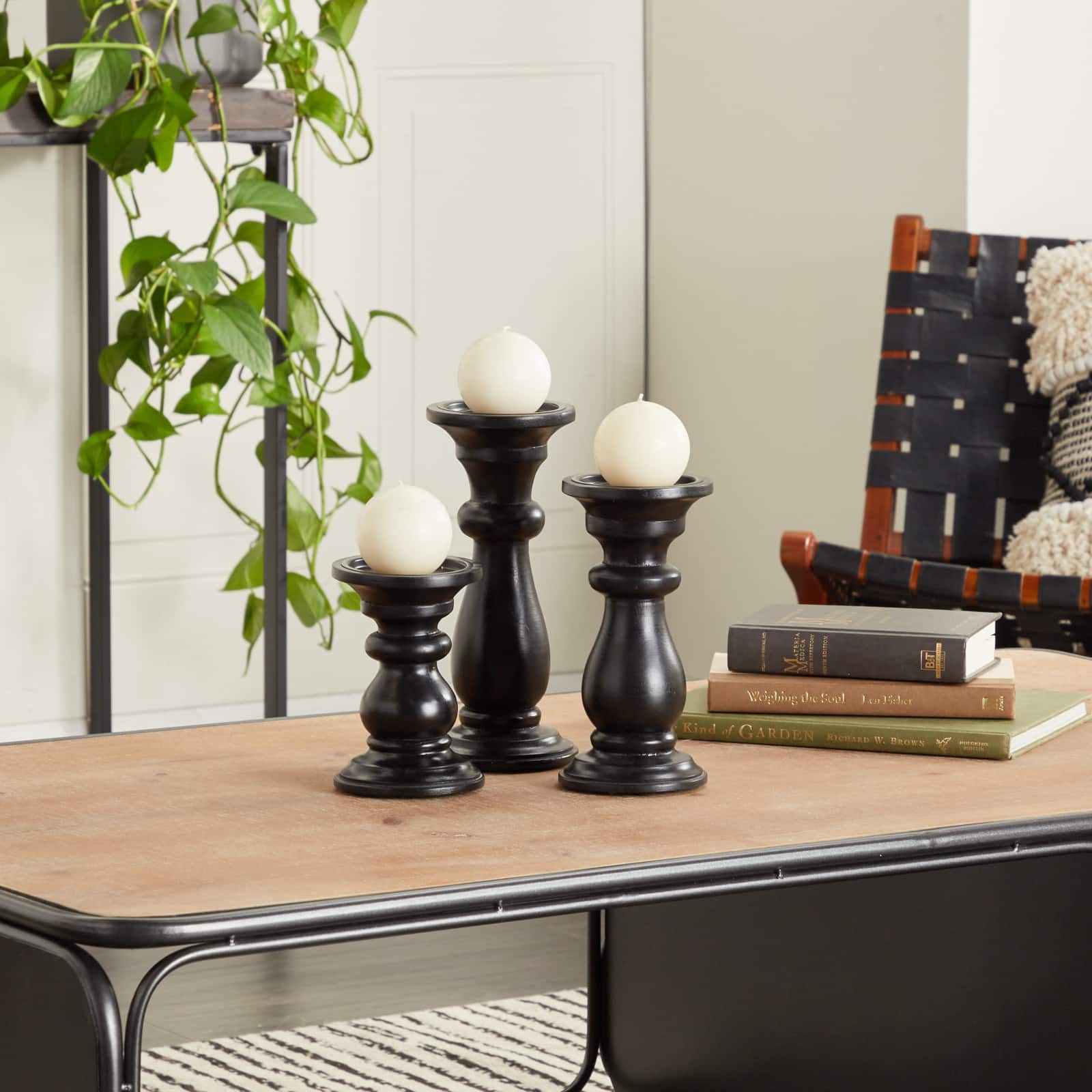 Set of 3 Black Mango Wood Traditional Candle Holders