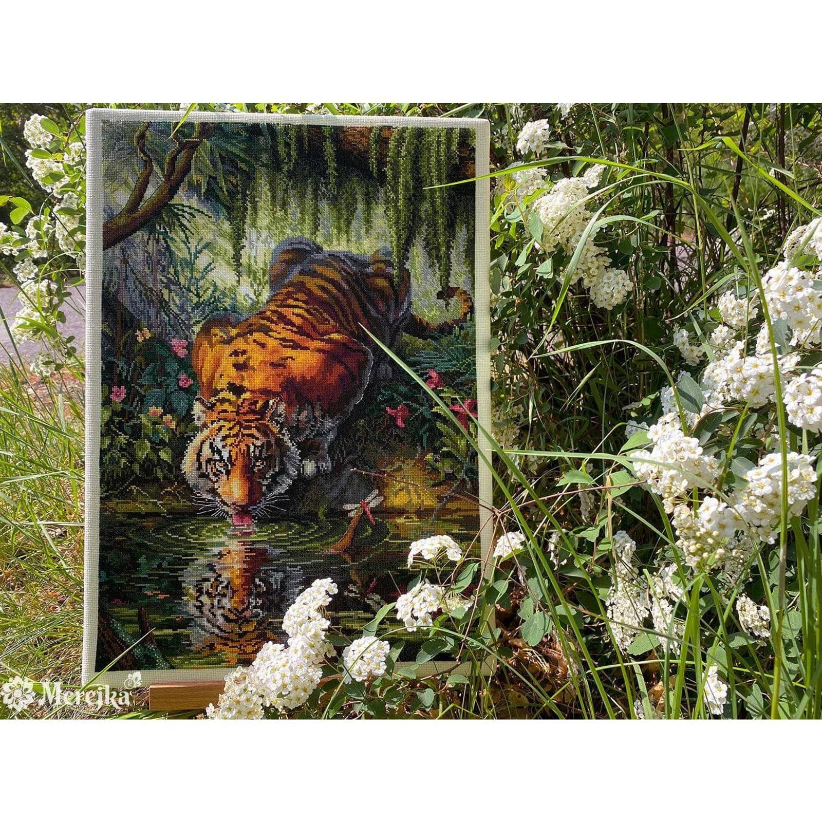 Merejka® Aurora’s Garden Counted Cross Stitch Kit