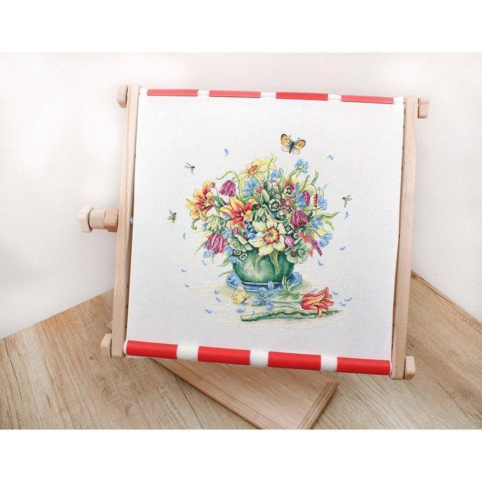 Luca-s April Bouquet Counted Cross Stitch Kit