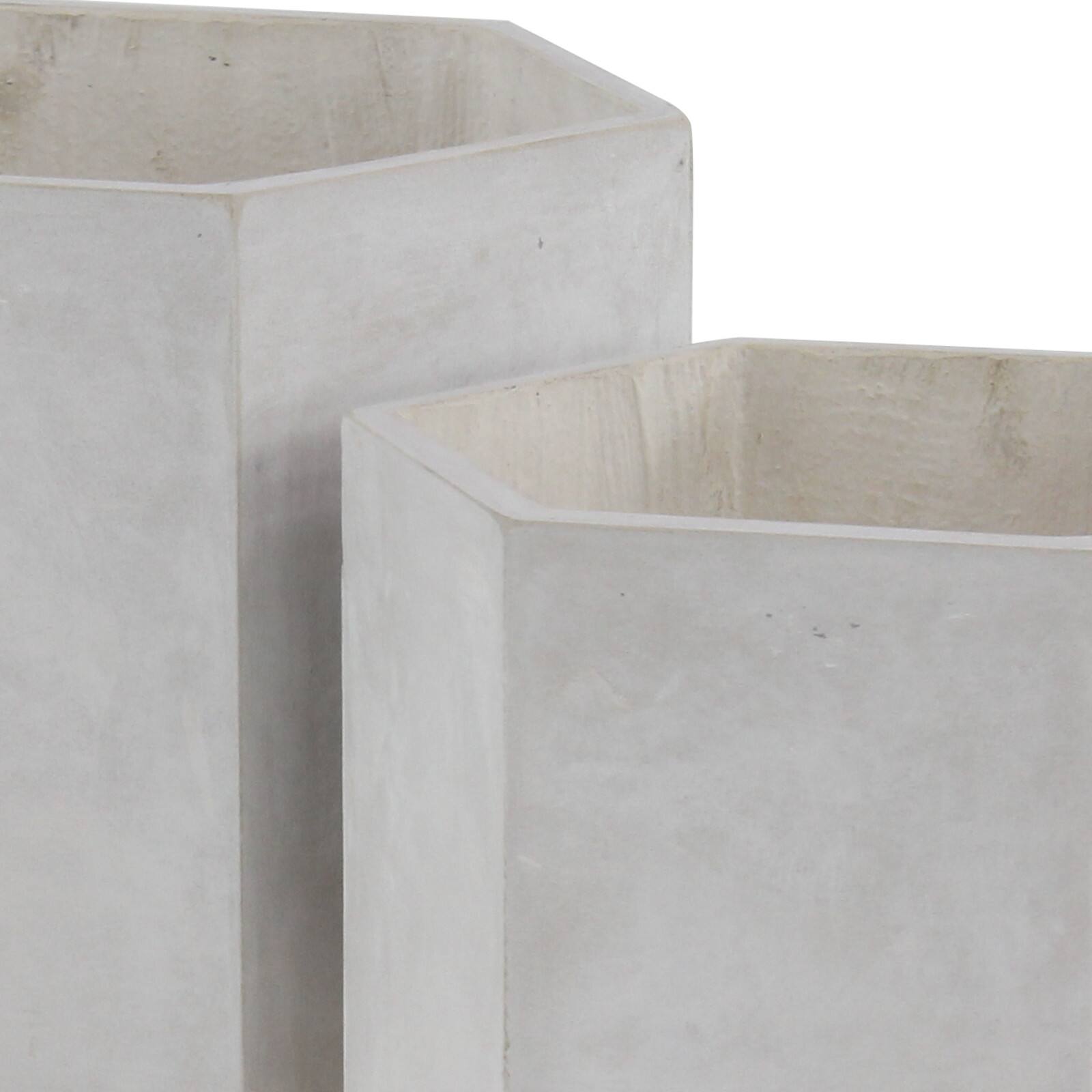 CosmoLiving by Cosmopolitan White Polystone Contemporary Planter Set