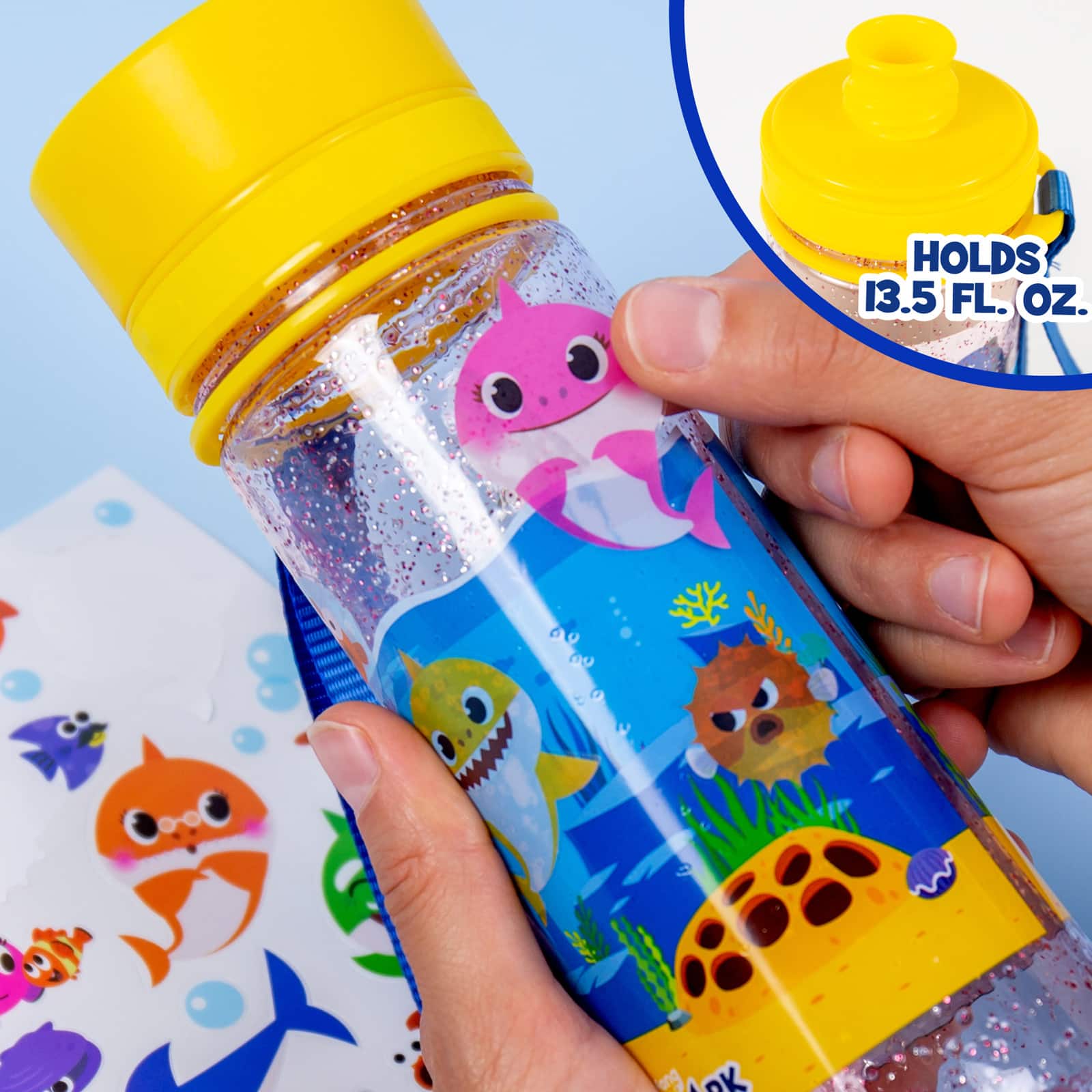 Baby Shark™ Decorate Your Own Water Bottle Kit