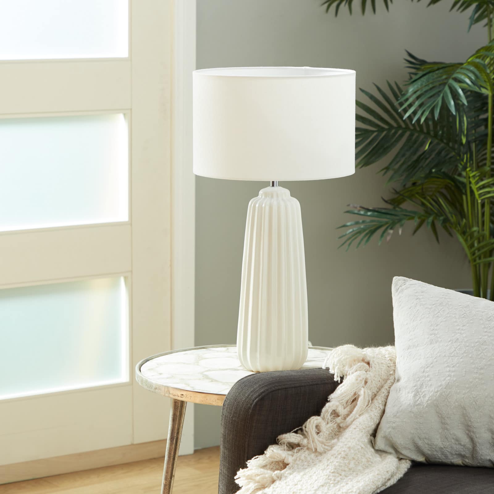 24" White Stone Traditional Table Lamp