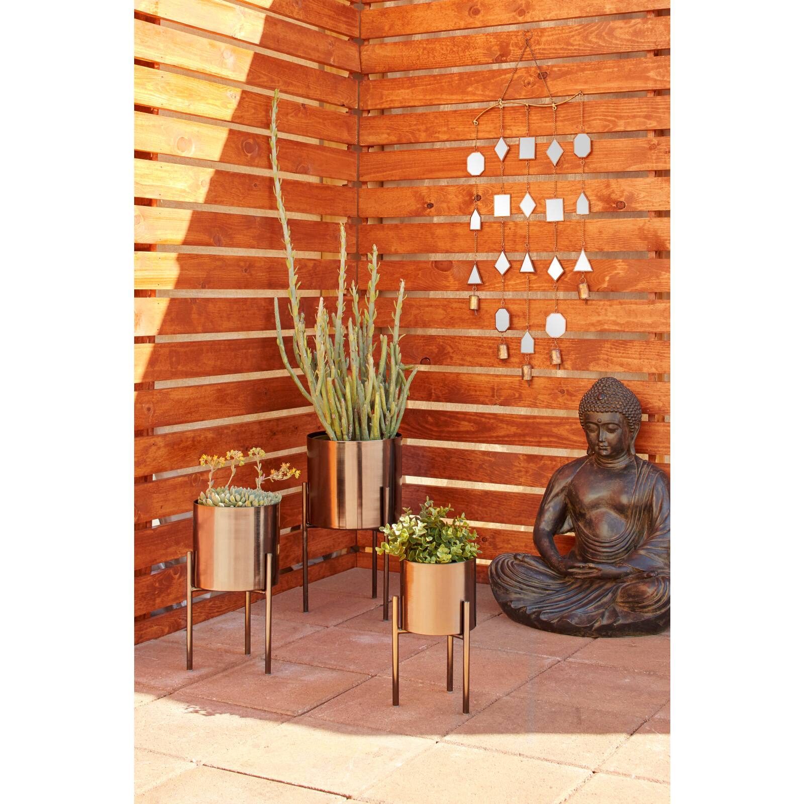 Dark Silver Metal Contemporary Planter Set