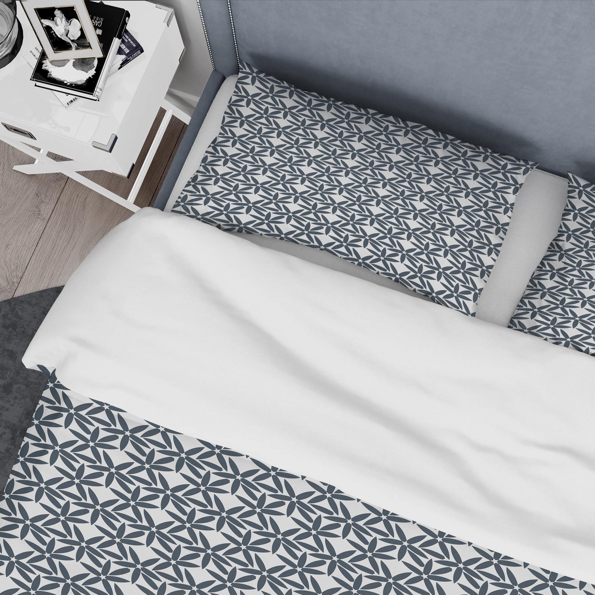 Designart 'Retro Abstract Flower Design IV' Mid-Century Duvet Cover Set