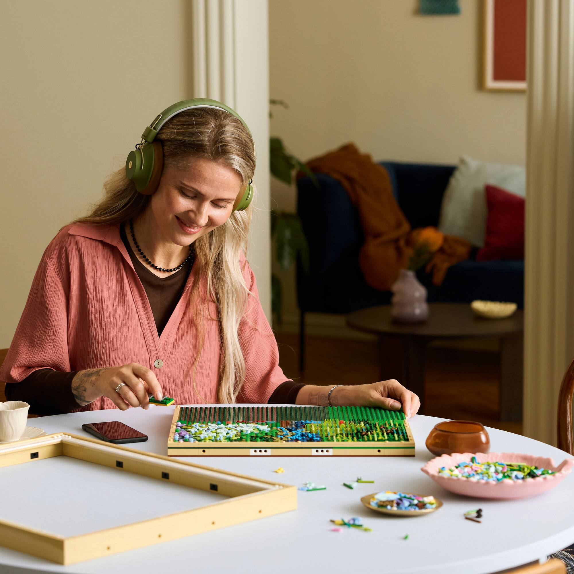 LEGO® Claude Monet Bridge over a Pond of Water Lilies ART Kit 31220