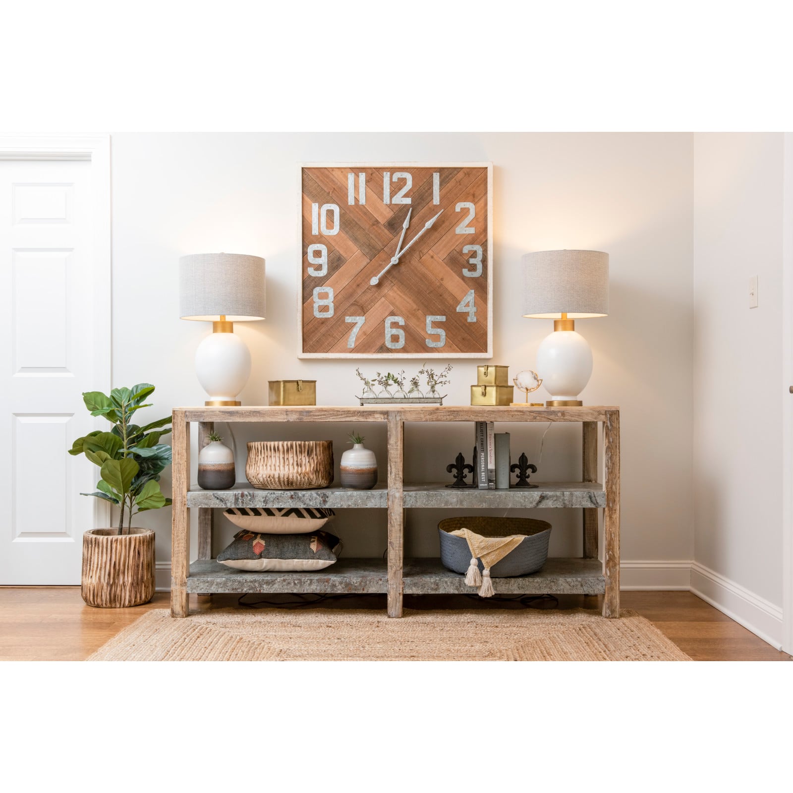 Hello Honey® 10" Fleur de Lis Shaped Iron Bookend Set