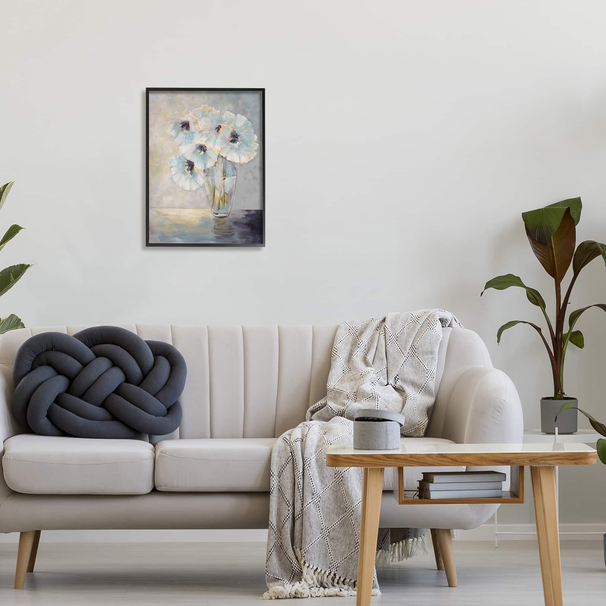 Stupell Industries Delicate White Flower Bouquet Still Life Framed Giclee Art