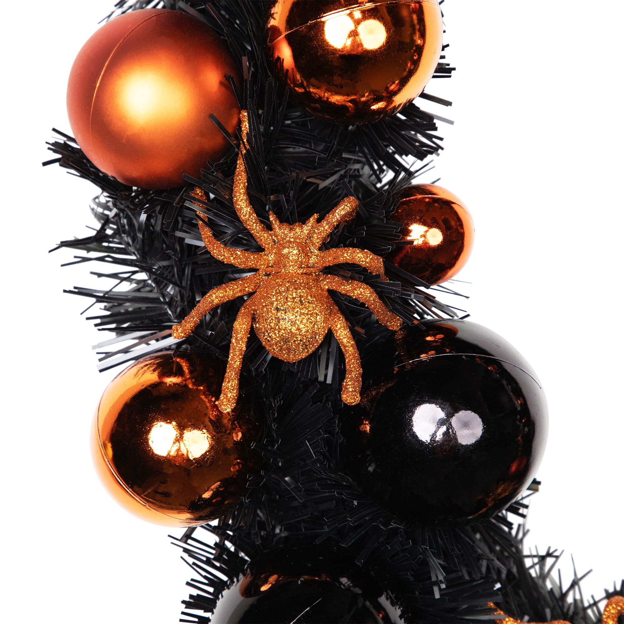 18'' Unlit Orange Spiders and Ornaments Halloween Wreath