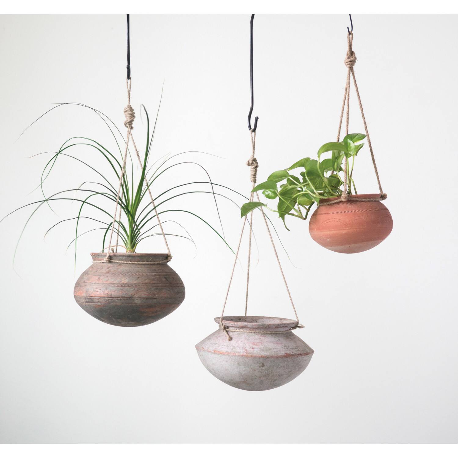 Hello Honey® Hanging Clay Pot Set