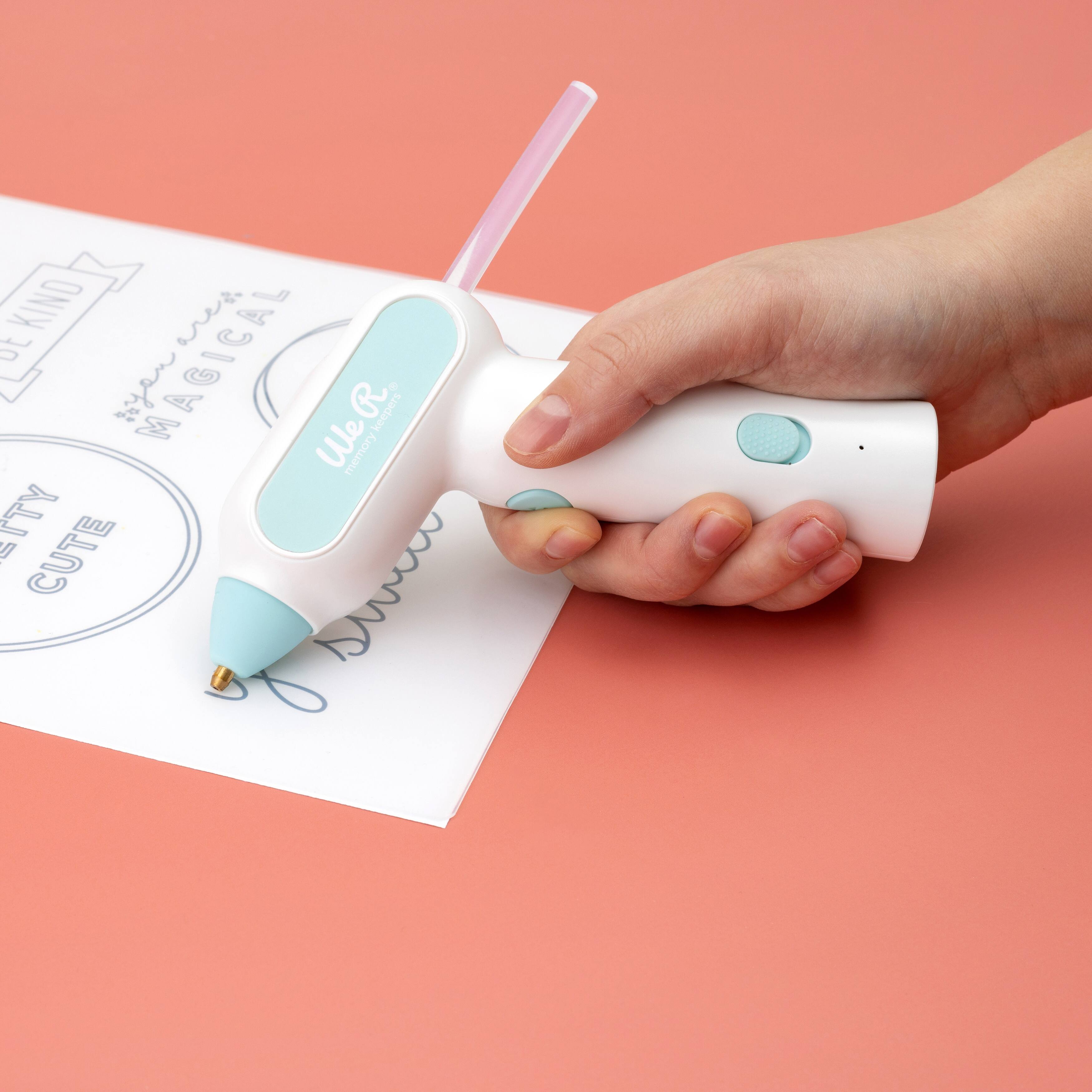 We R Memory Keepers® 8.5" x 11" Creative Flow Clear Silicone Mat