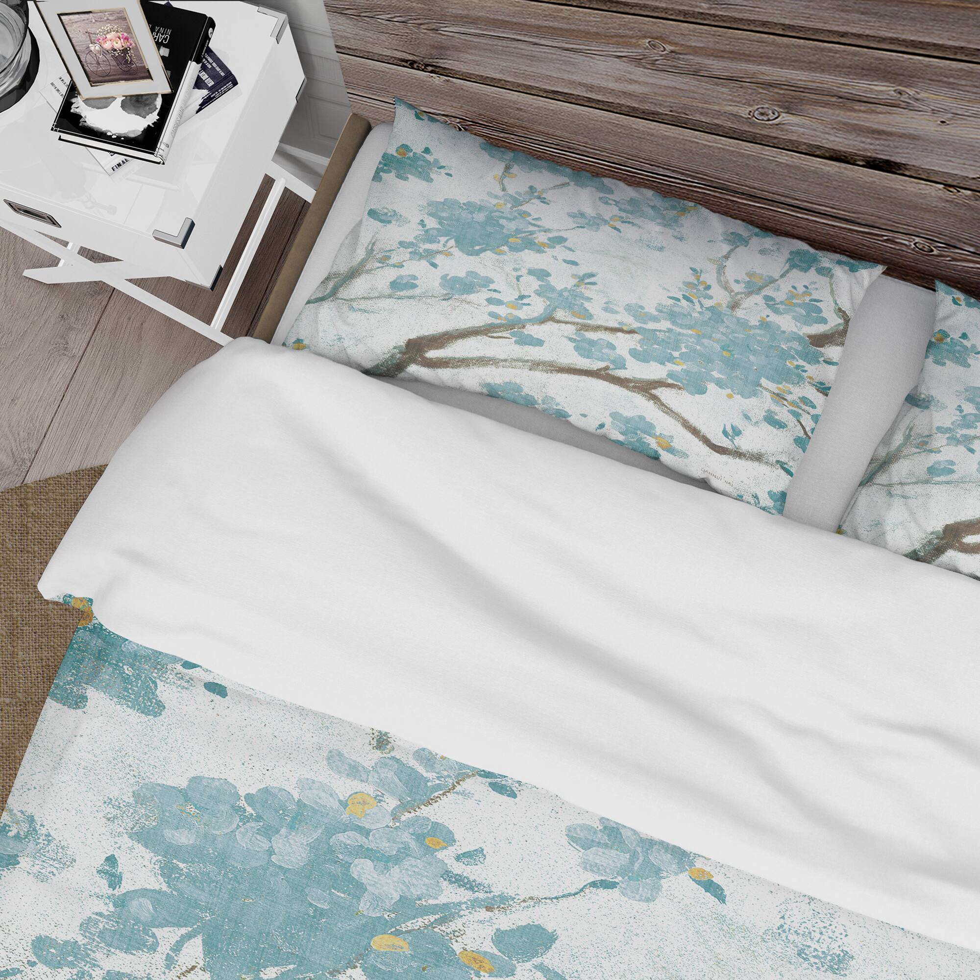 Designart 'Teal Cherry Blossoms I' Farmhouse Bedding Set - Duvet Cover & Shams